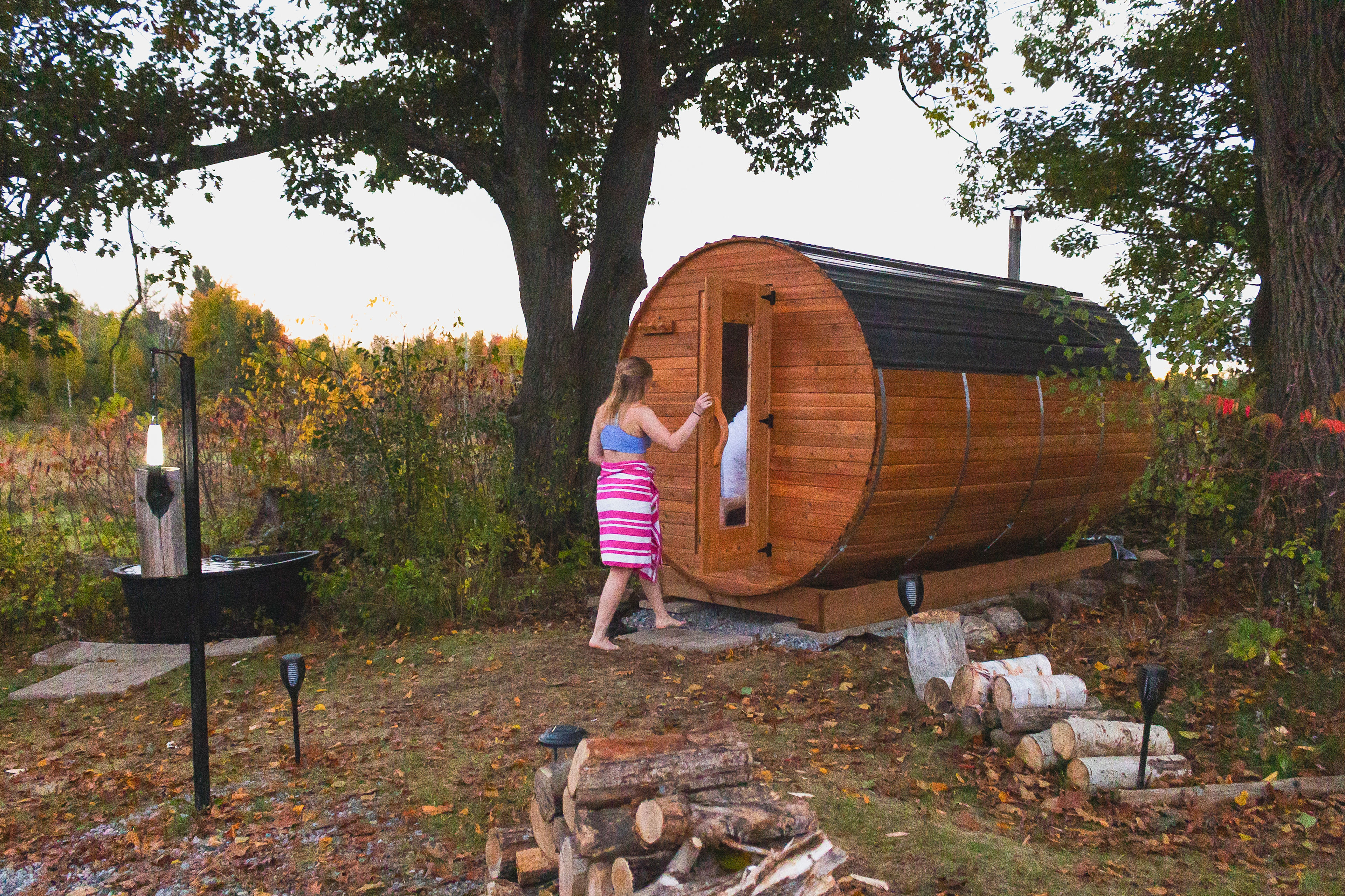 Barrel sauna and cold plunge.