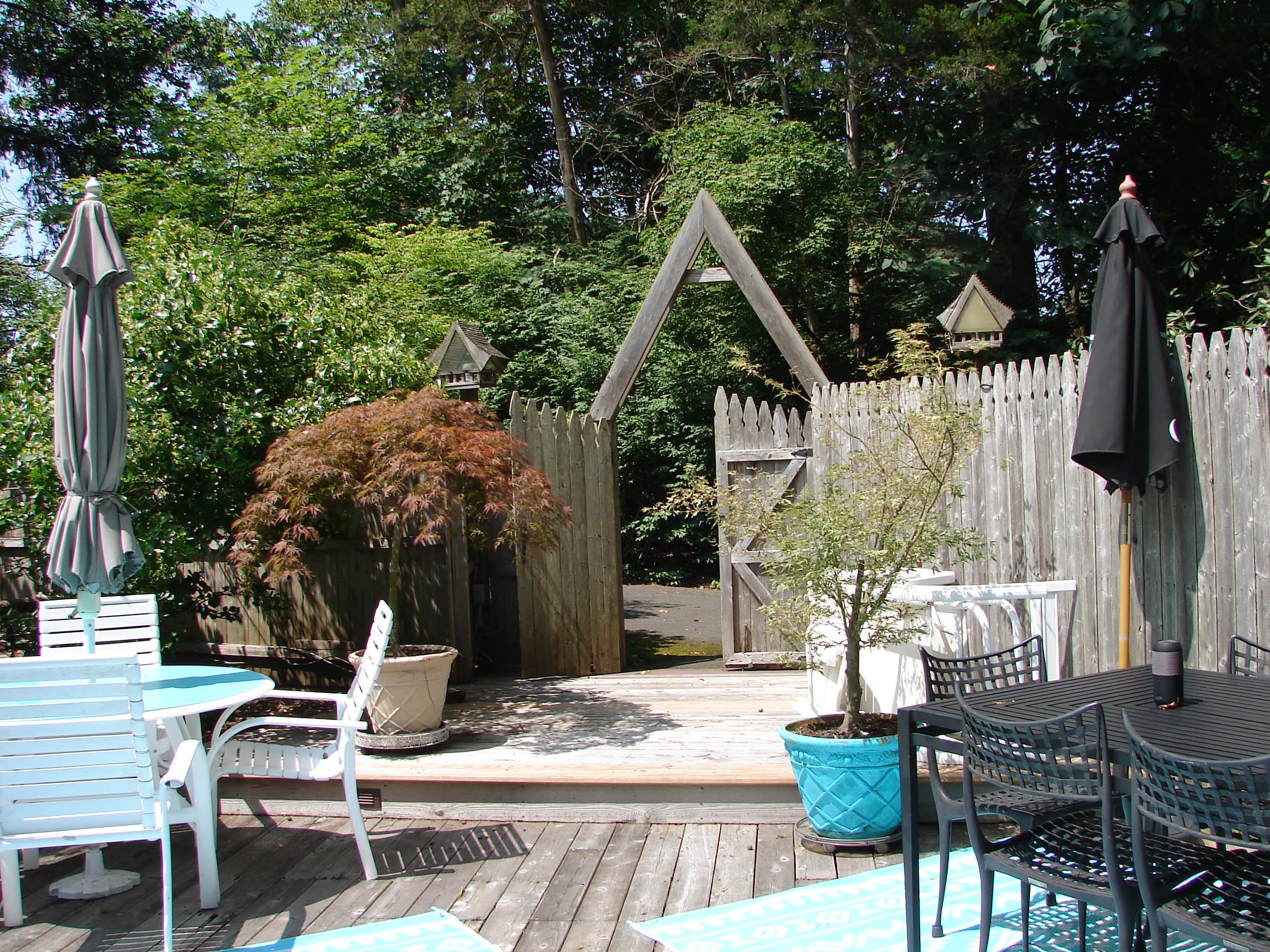 Romantic Botanical Glamping