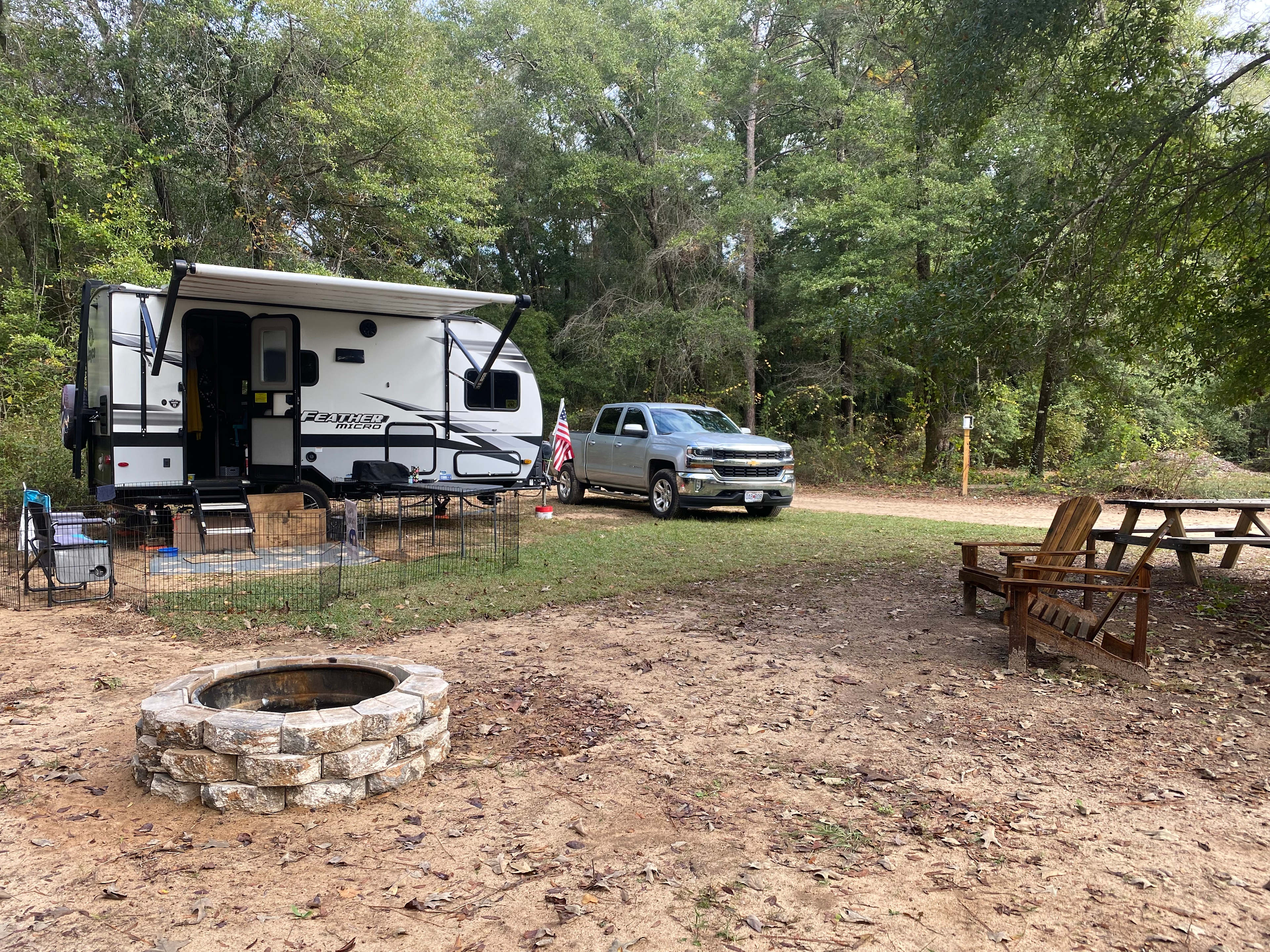 This is a picture of the Long Leaf Landing Site - but not the "Cozy Camper".  Our camper is a 29' 2003 Dutchman.