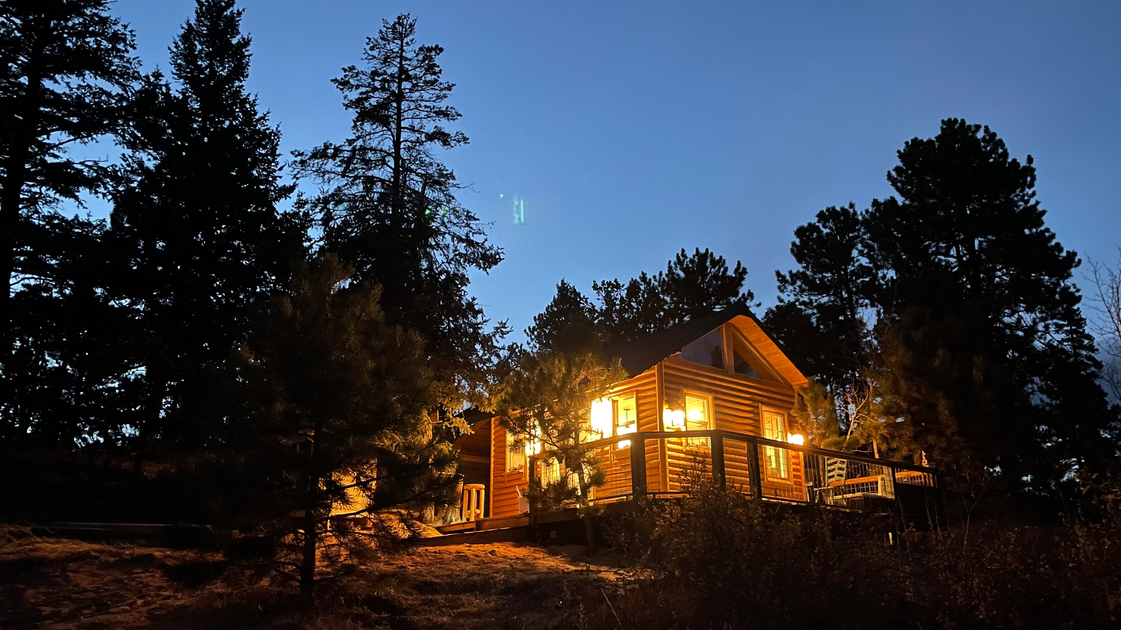 Cozy Tiny Mountain Log Cabin