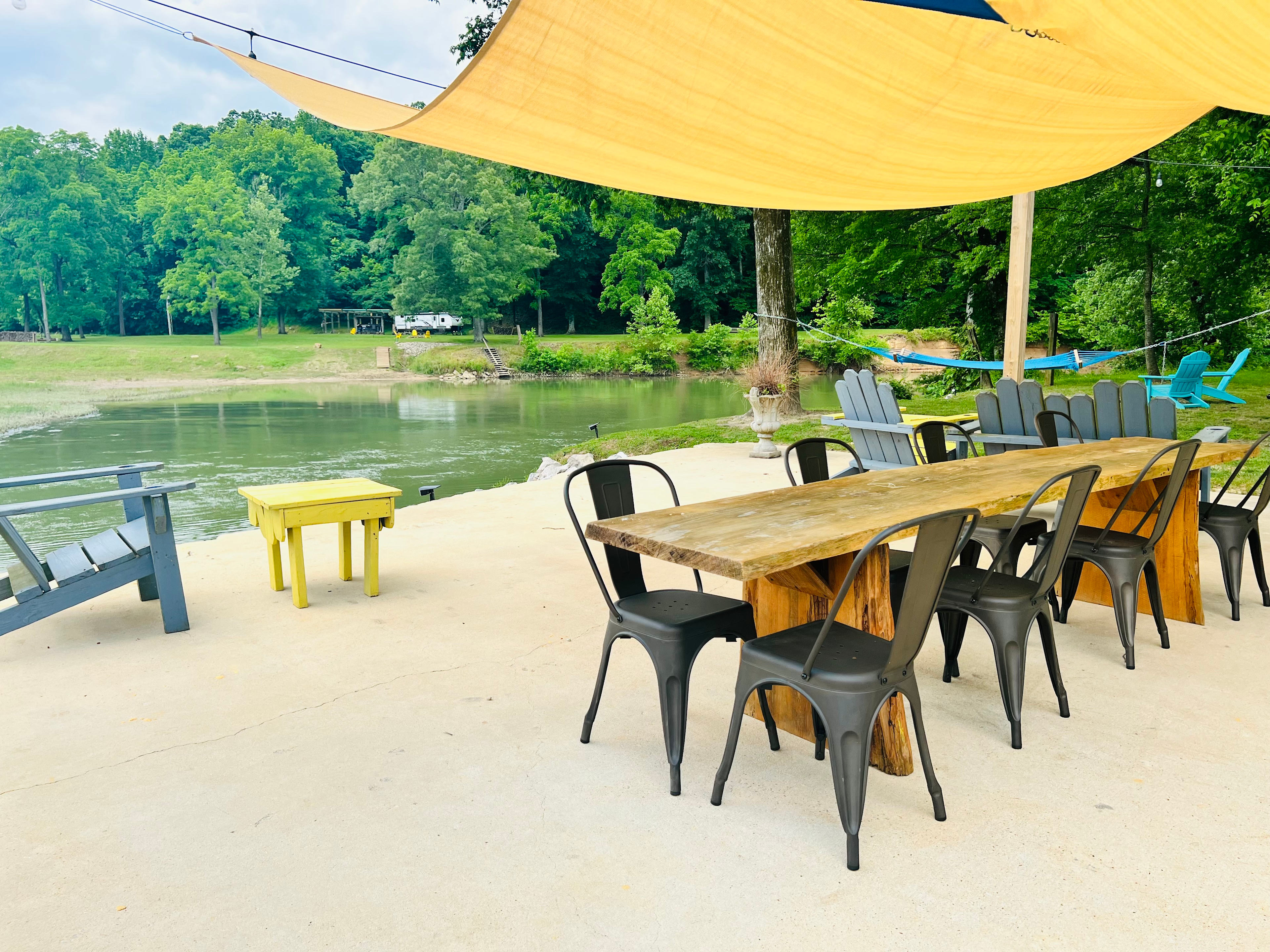 Grande Riverfront RV Hookup/WIFI