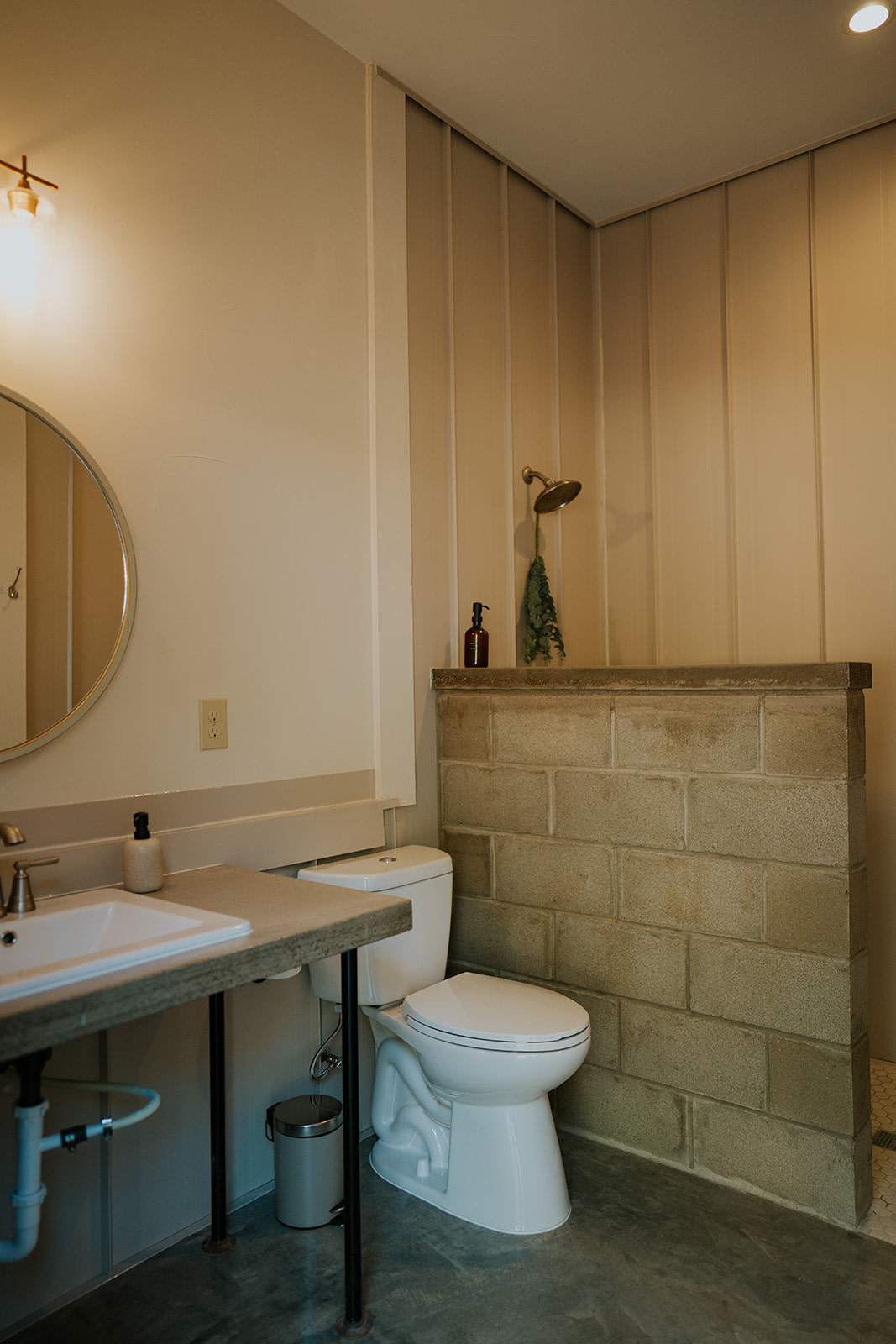The Charmadillo: Nature Retreat
