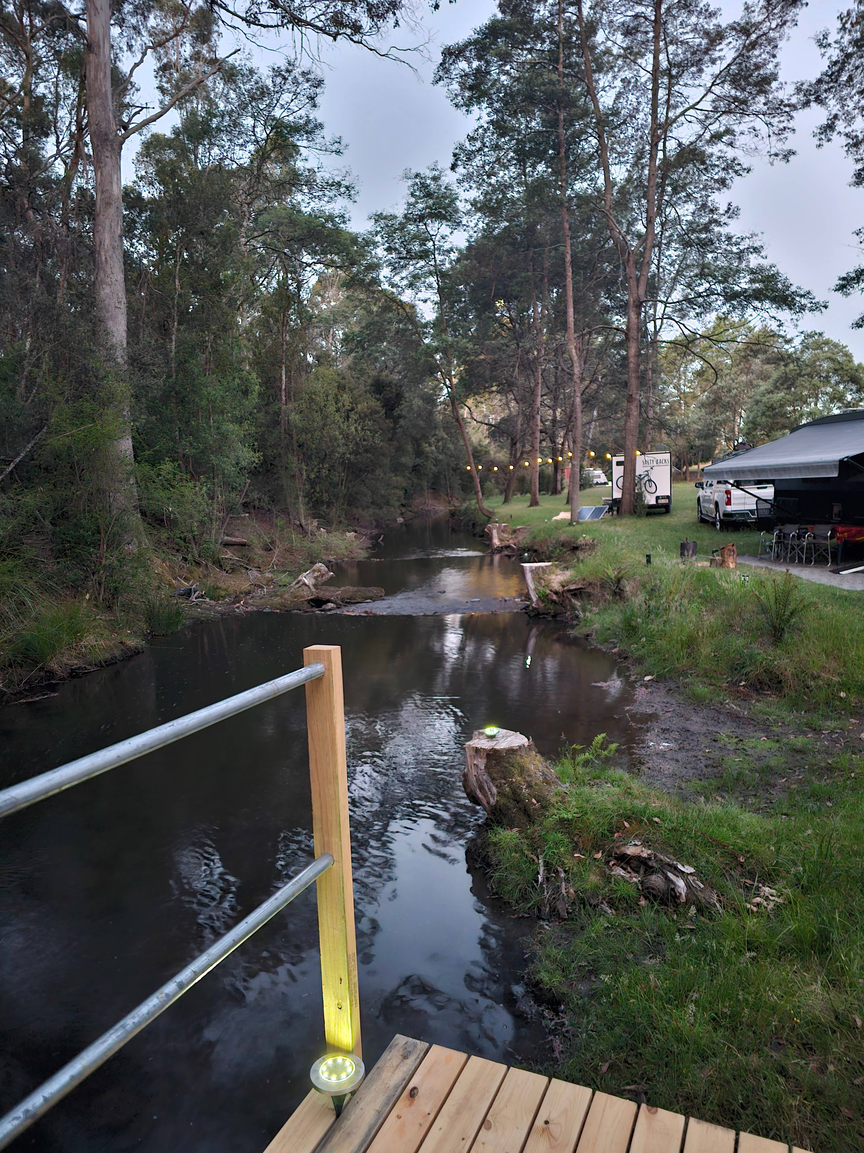 Duckbill Banks Camp & Hot Tub