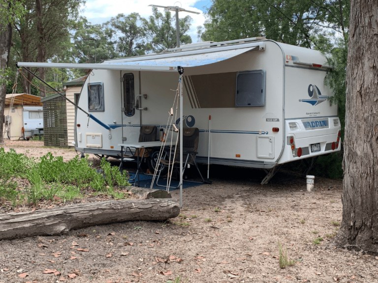 Lakes Bushland Caravan Park