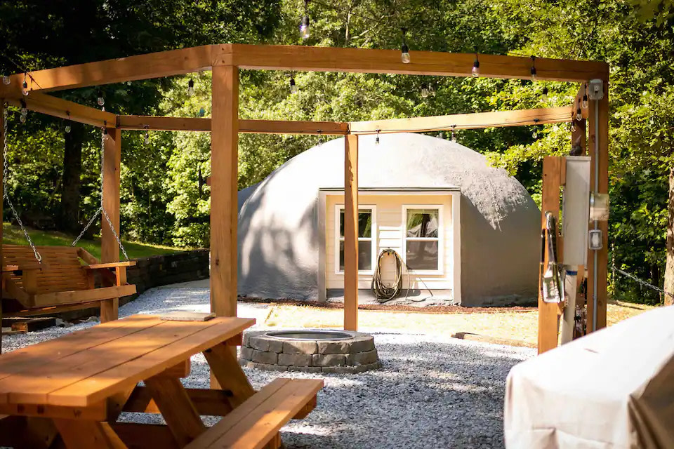 Hobbit Hideaway!