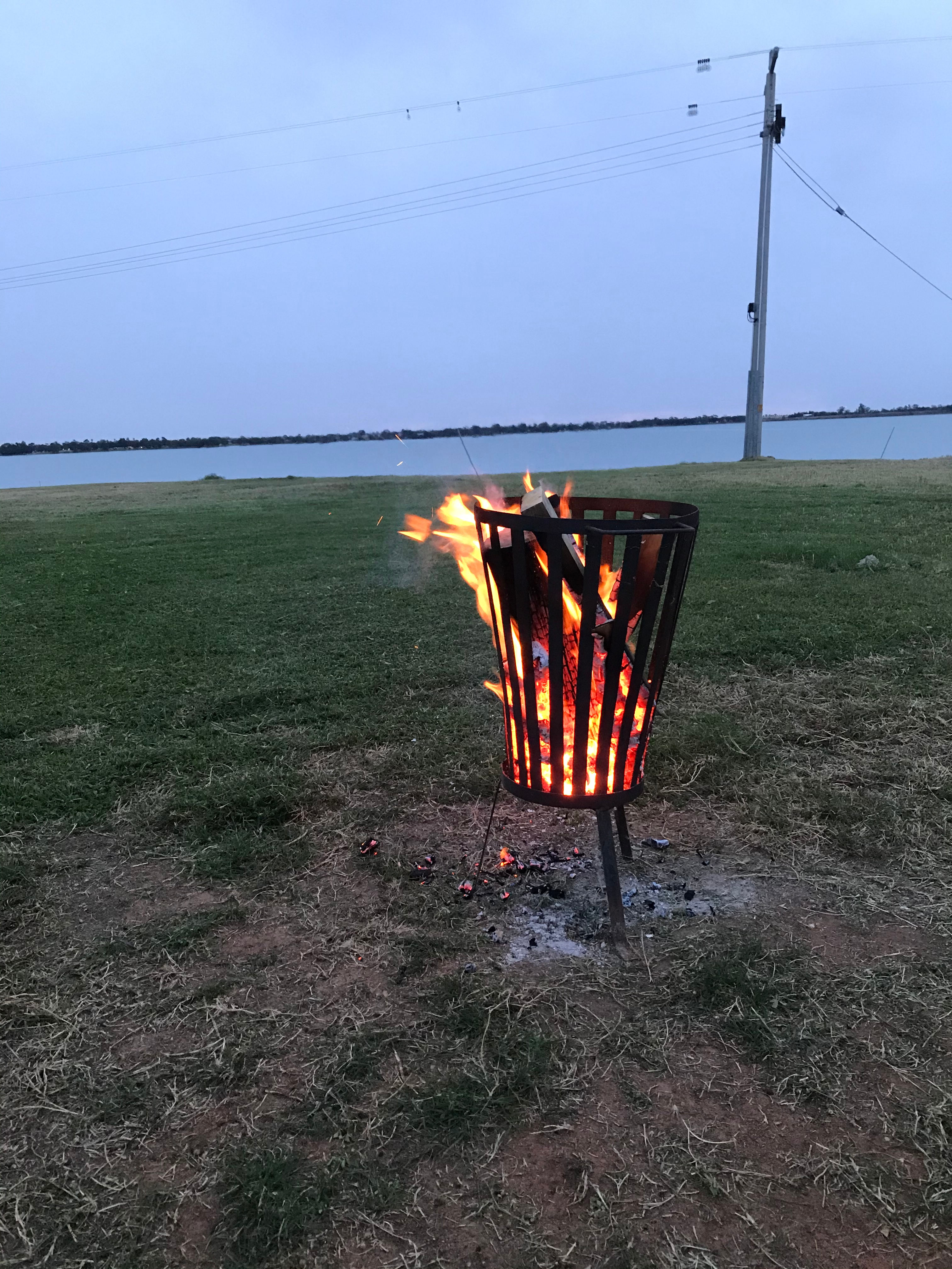 Williams Hill Lake Charm vic 3581