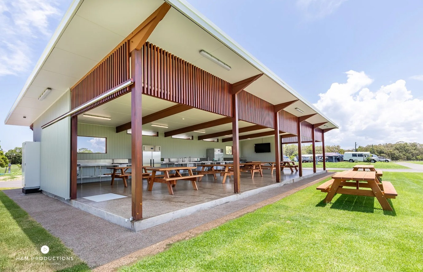 Rules Beach Holiday Park