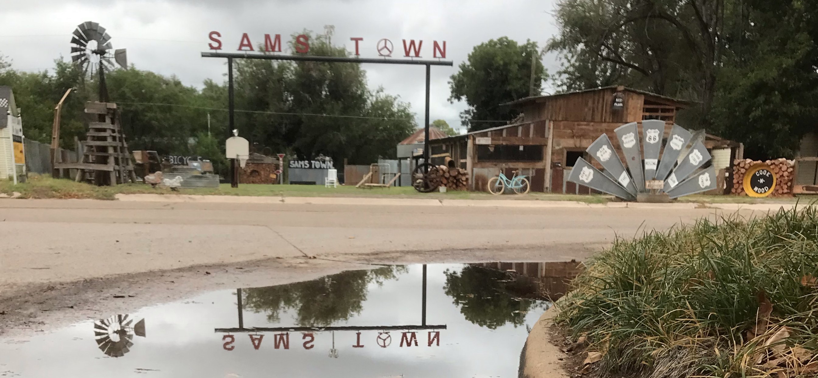 Entrance to Sams Town on Route 66 (Roger Miller Boulevard)