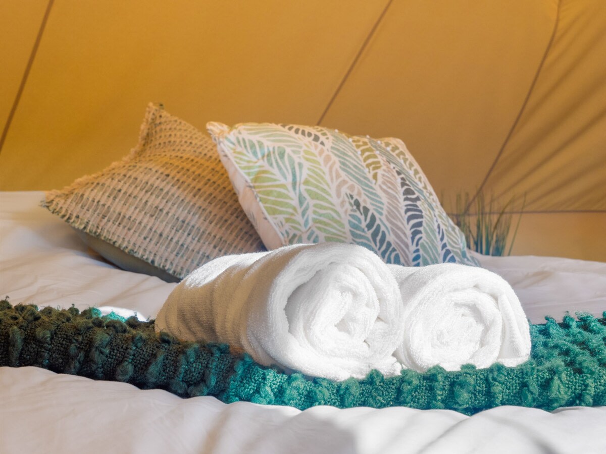 Twin Ponds Glamping In Niagara