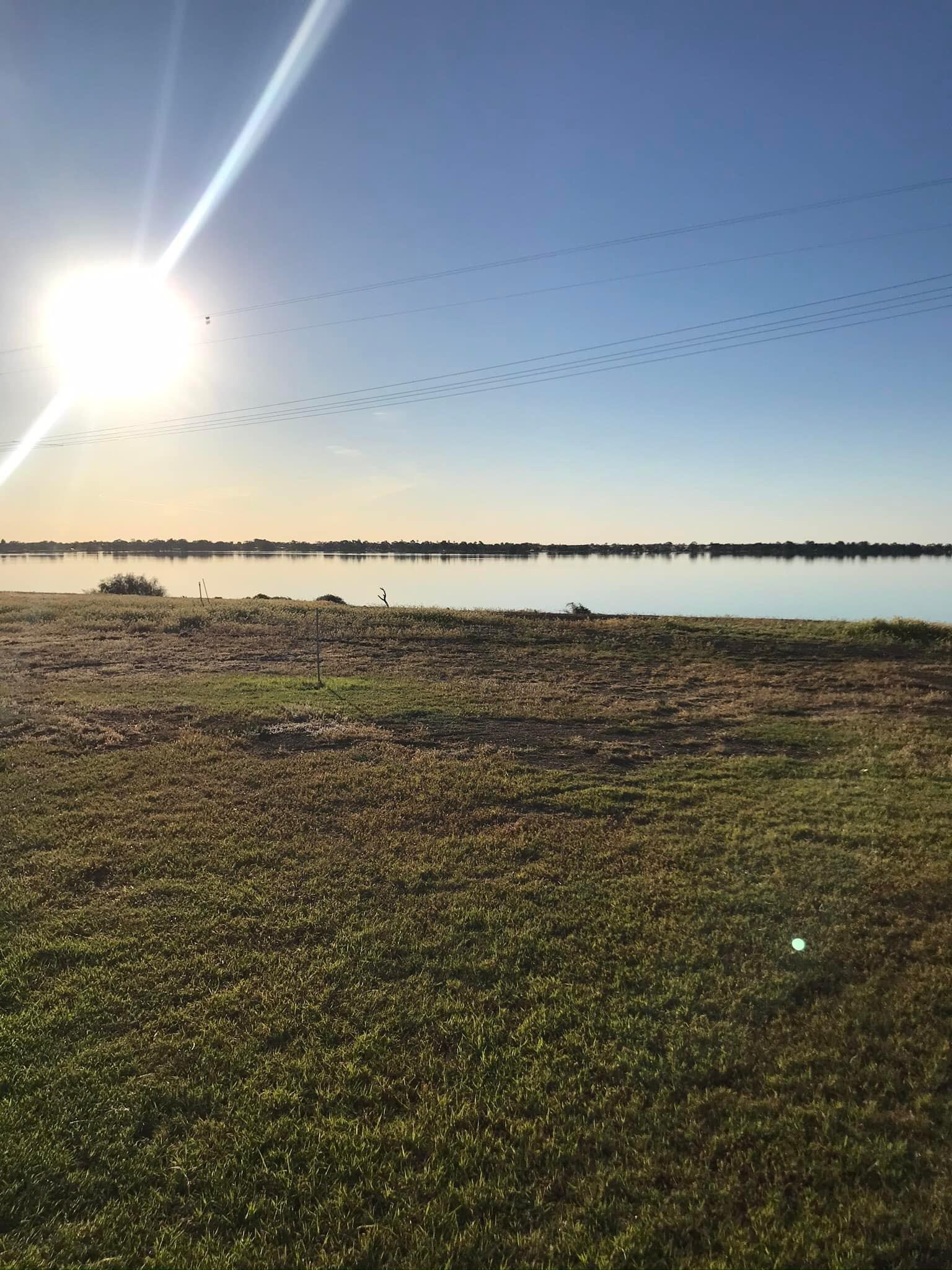 Williams Hill Lake Charm vic 3581