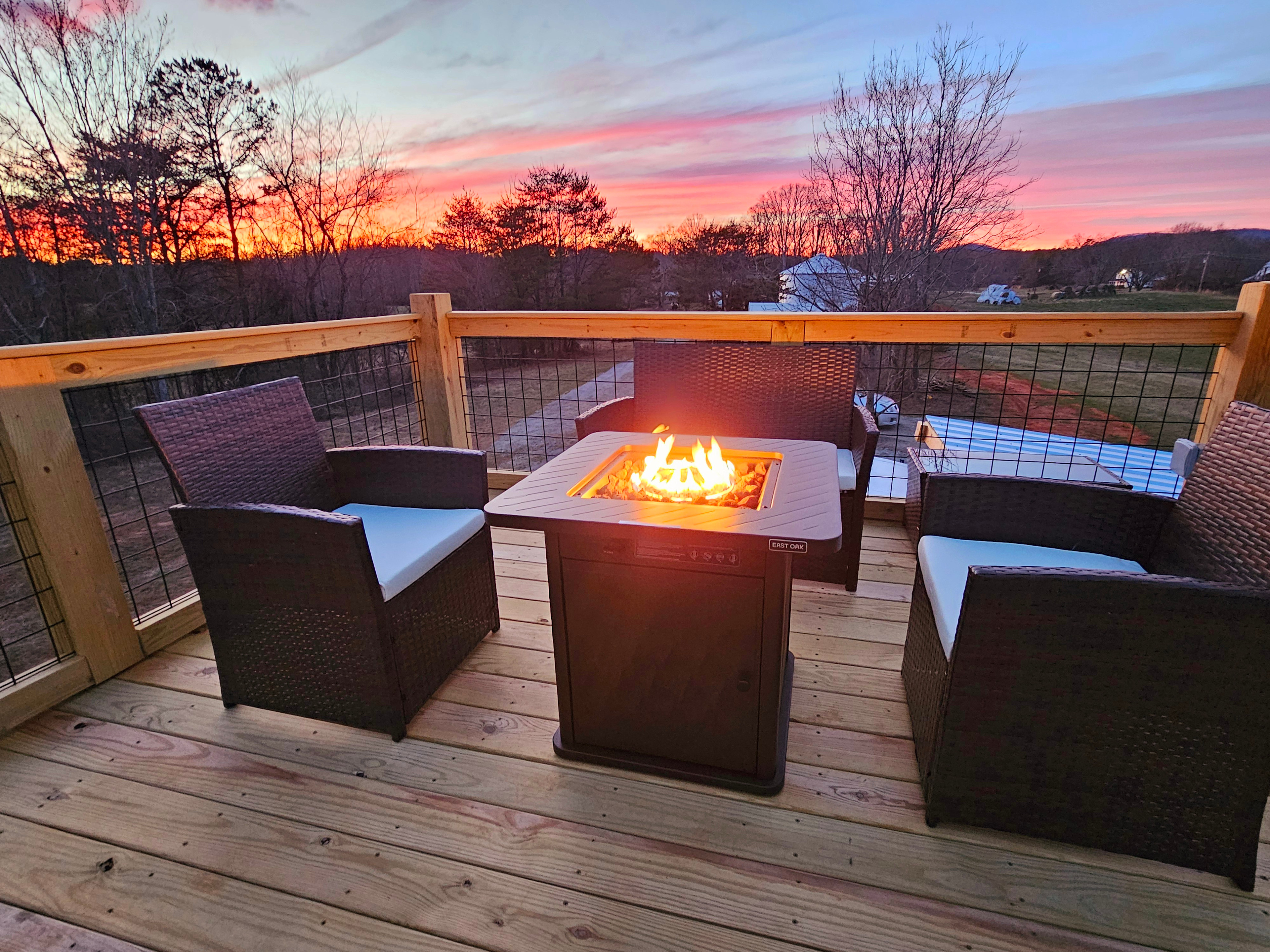 Rustic Ridge Rooftop Skoolie