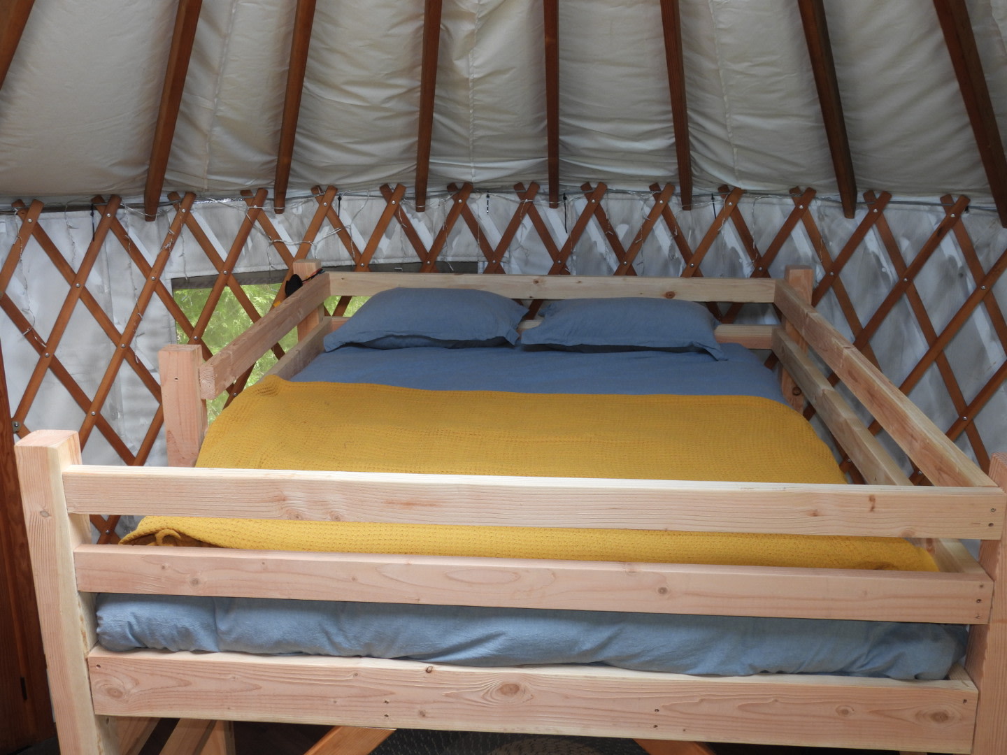 Queen size loft bed. 100% Cotton sheets, blanket and goose down comforter  


