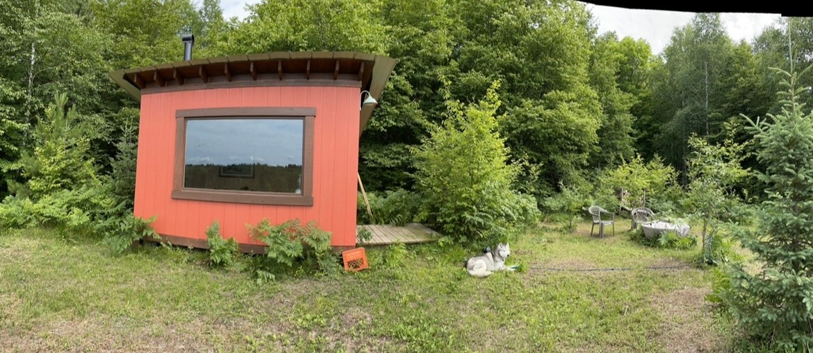 Simplicity @Top Of The Hill Huskies