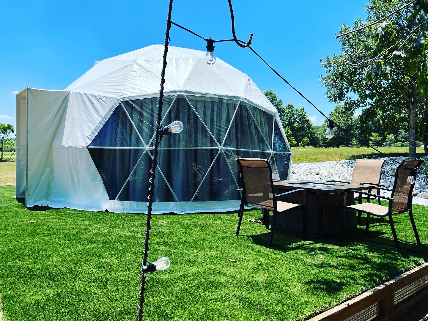 Private Riverfront Dome With AC