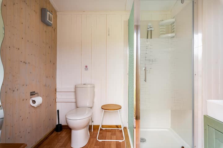 Hastingford Fishery Glamping