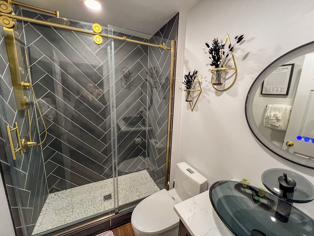 Glamping Domes & A-Frame