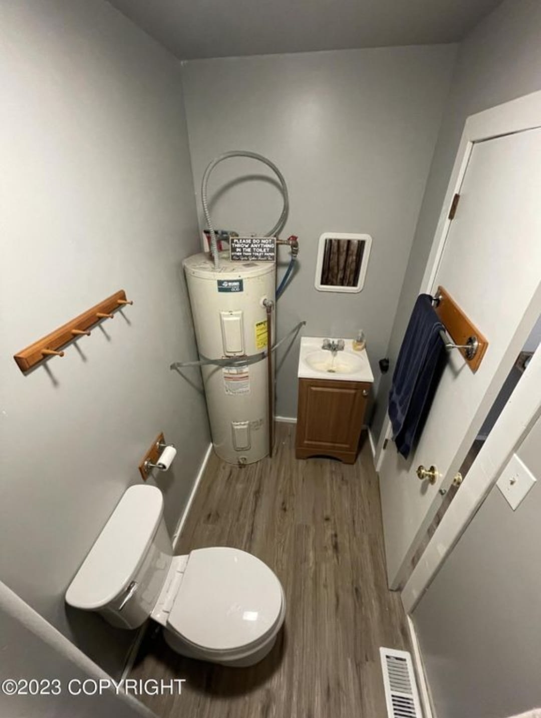 Bear Necessities Cottages