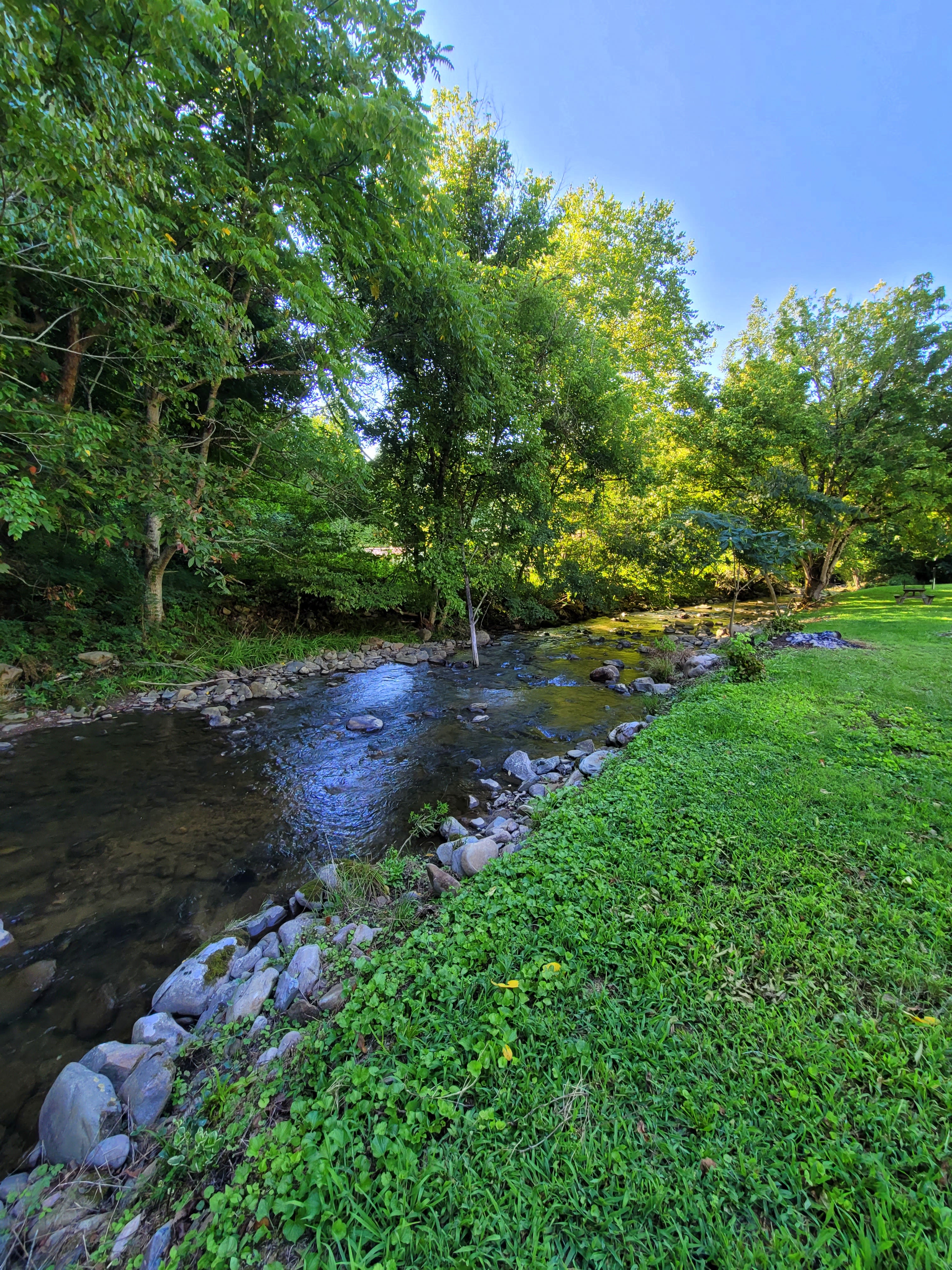Creekside Stayz Campground