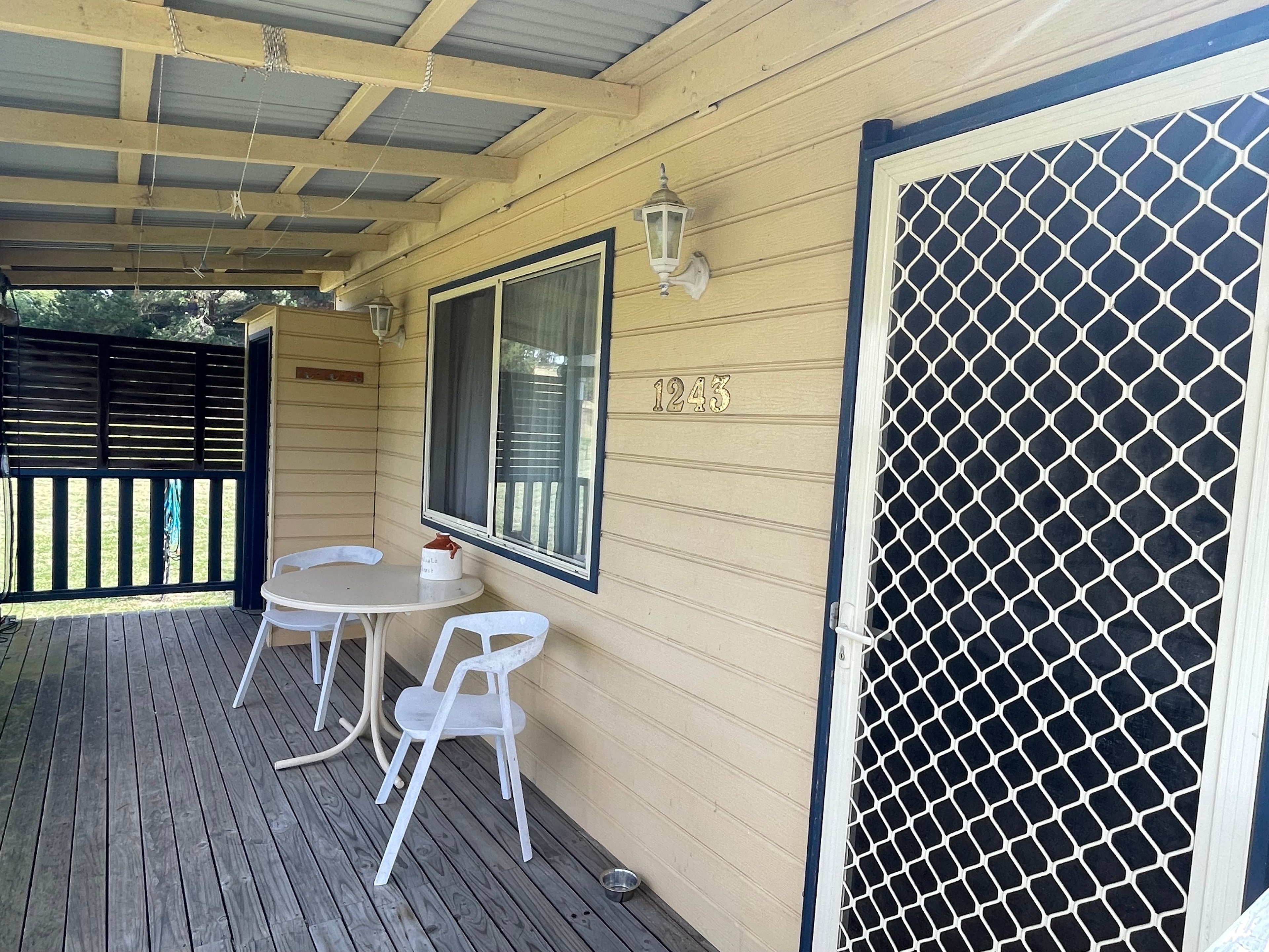 Lake Bathurst Accommodation 1243
