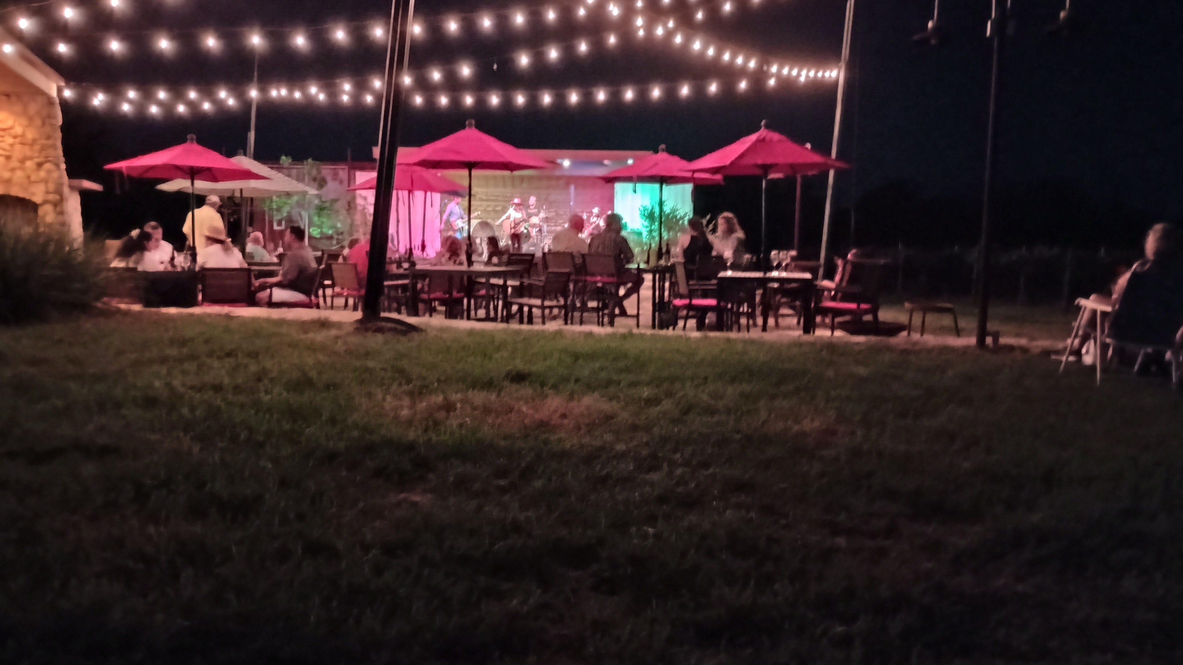 Red Caboose Winery, and RV hookups
