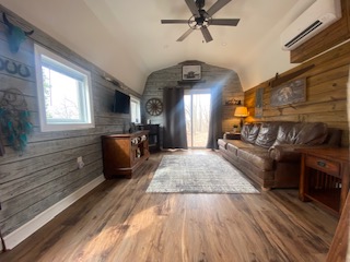 Eddie Mae's Tiny Cabin