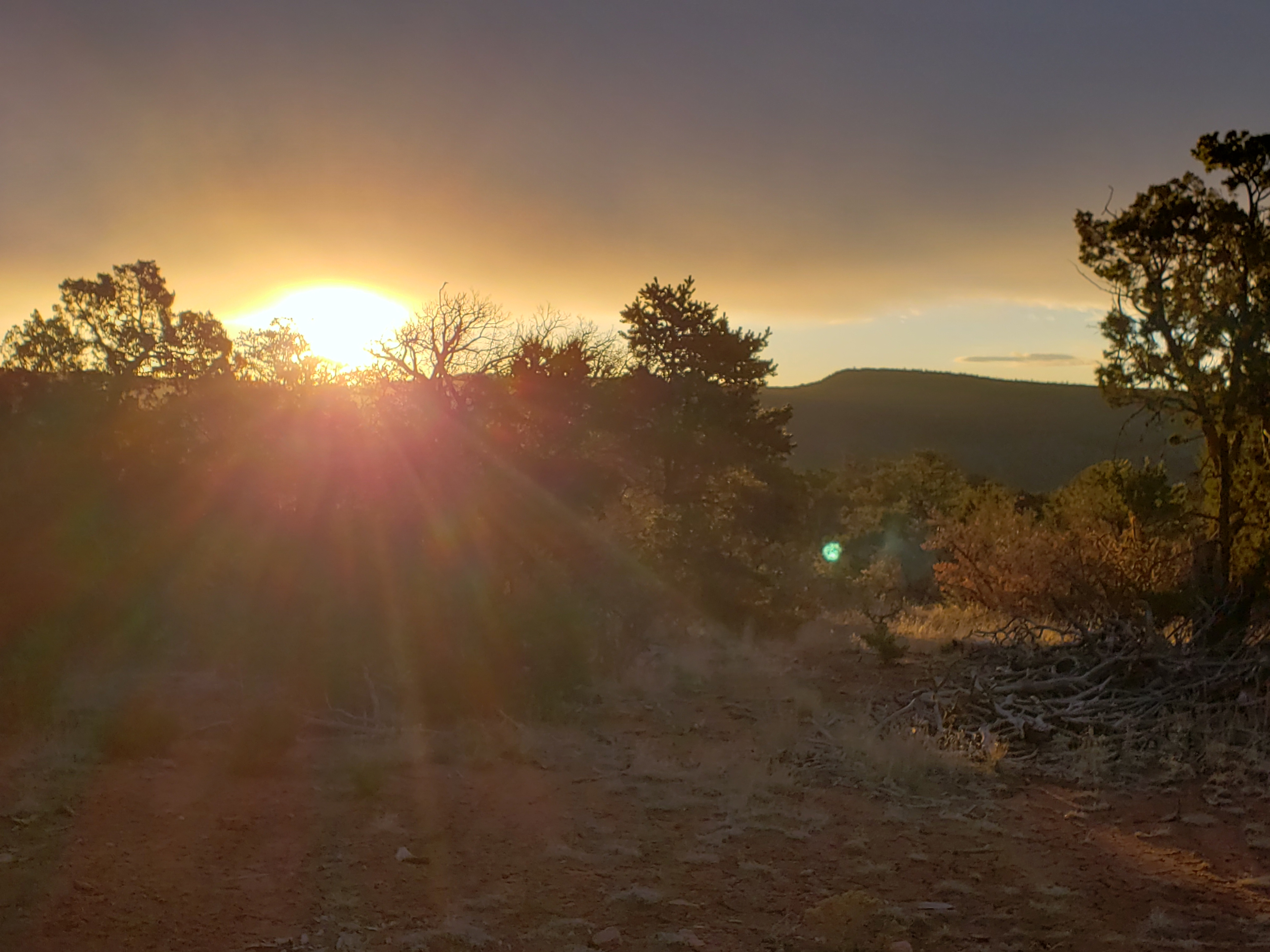 Santa Fe Ridgetop Oasis - Hike In