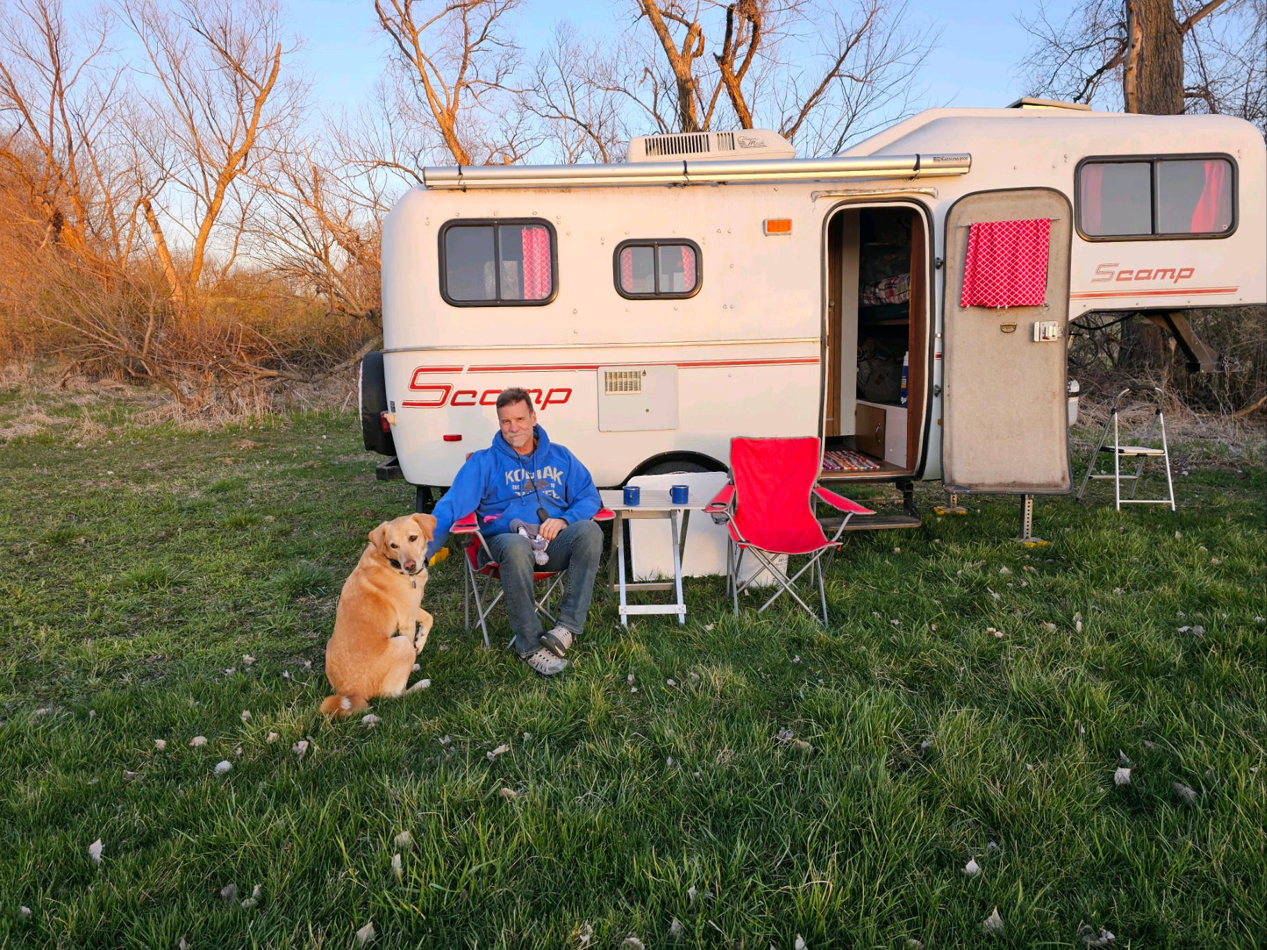 Trail-Side Rural Retreat