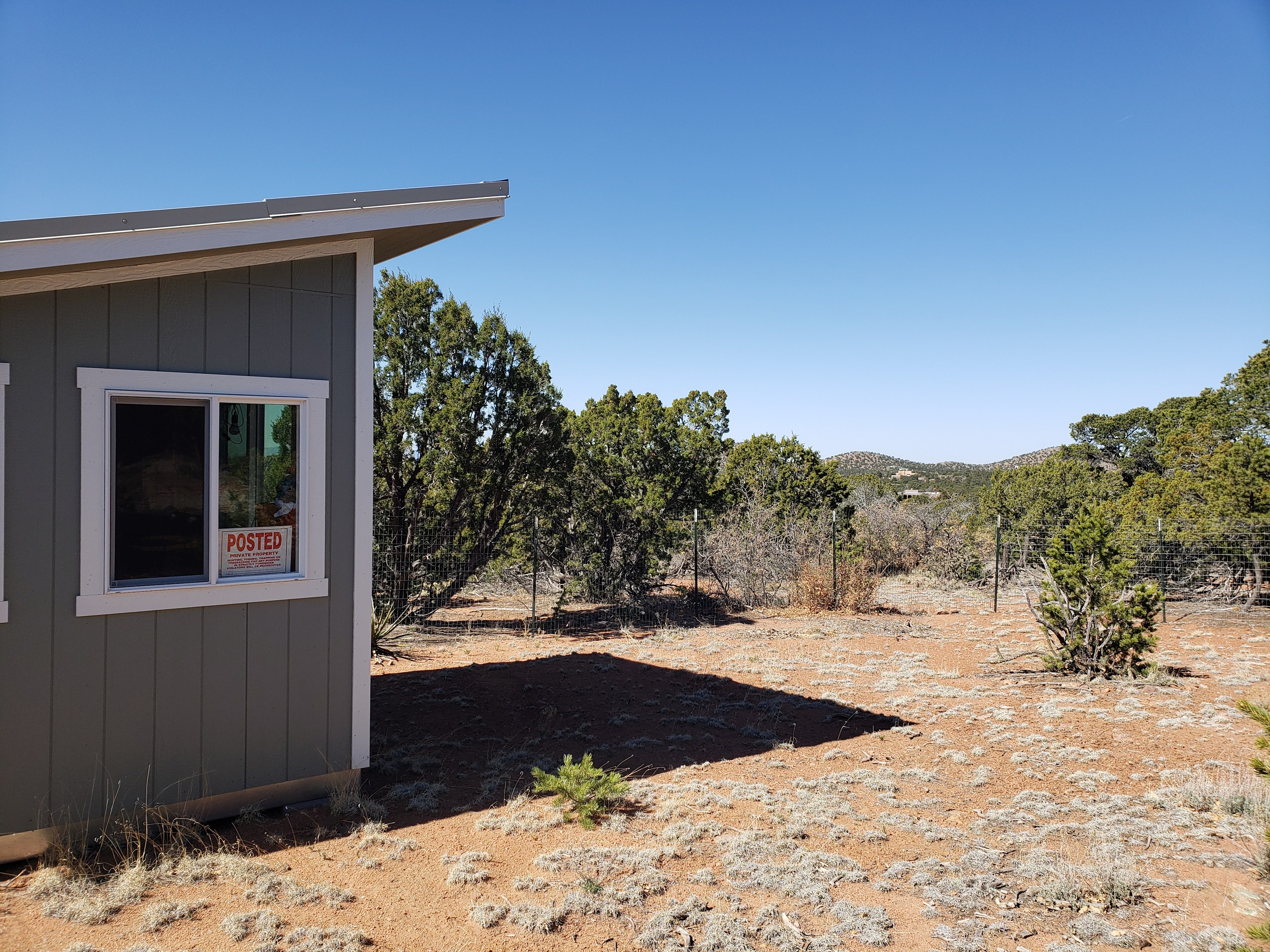 Santa Fe Ridgetop Oasis - Hike In