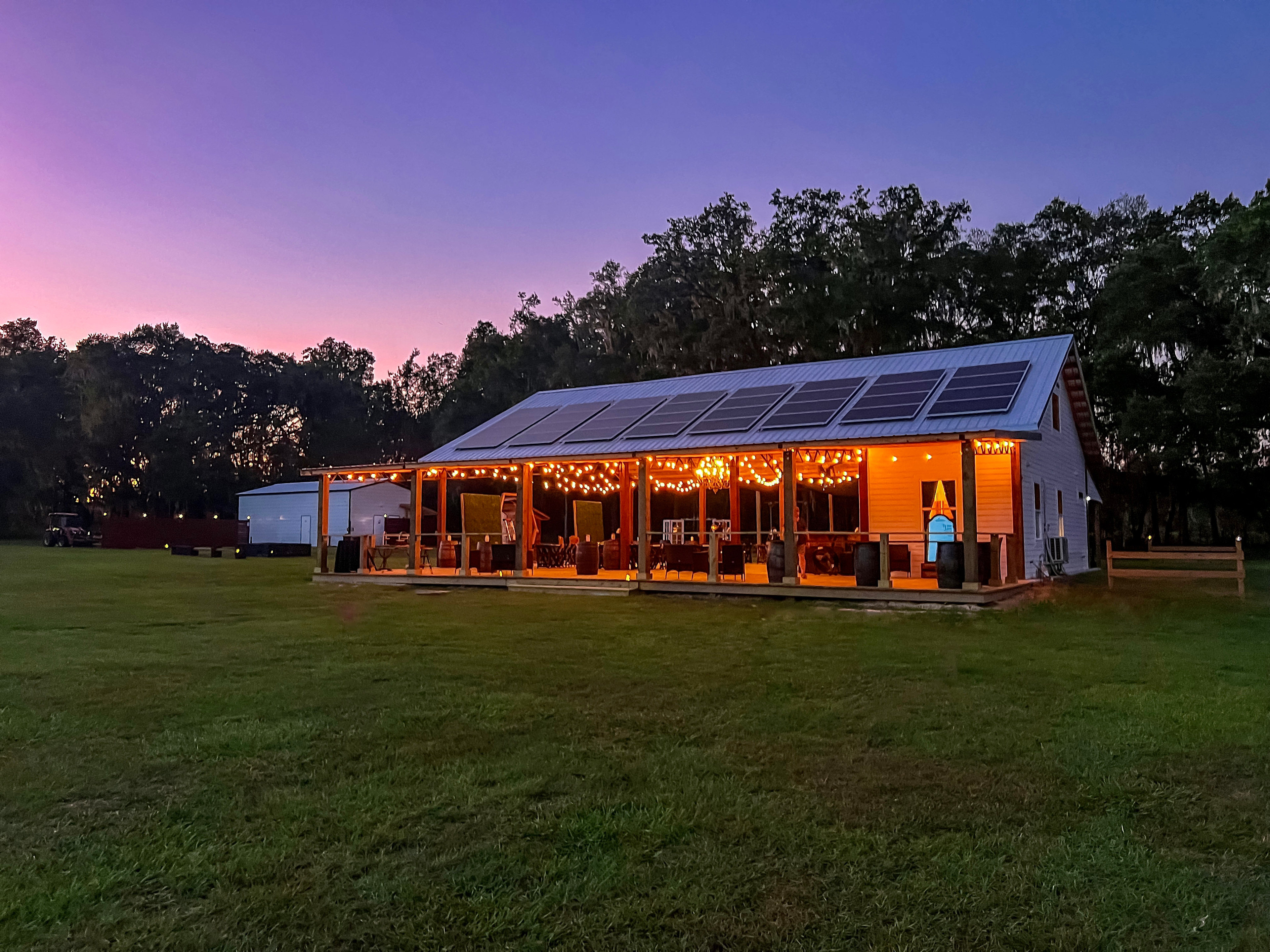Grass Campers Country Cow Farm