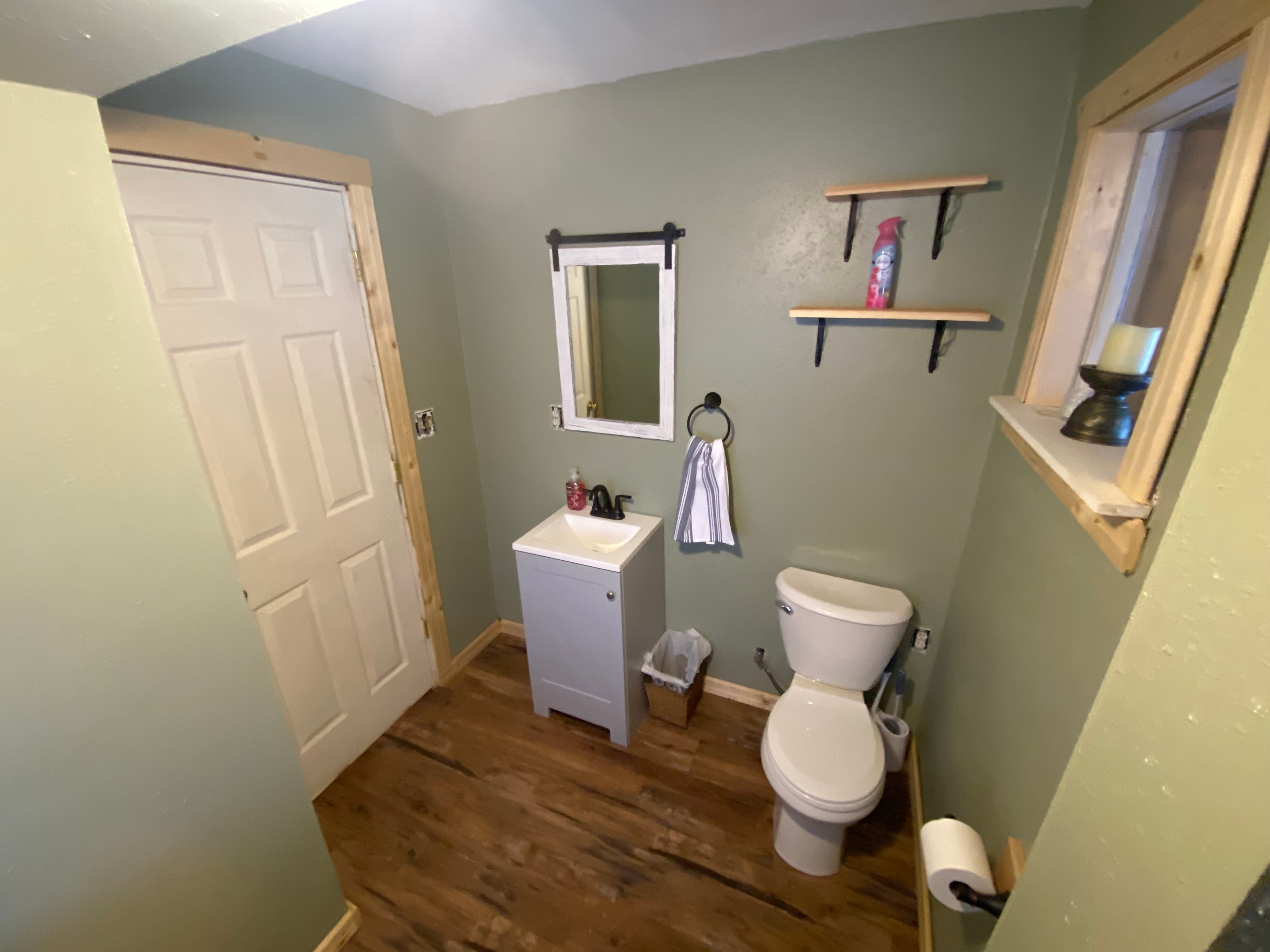 Cabin On Toroda Creek