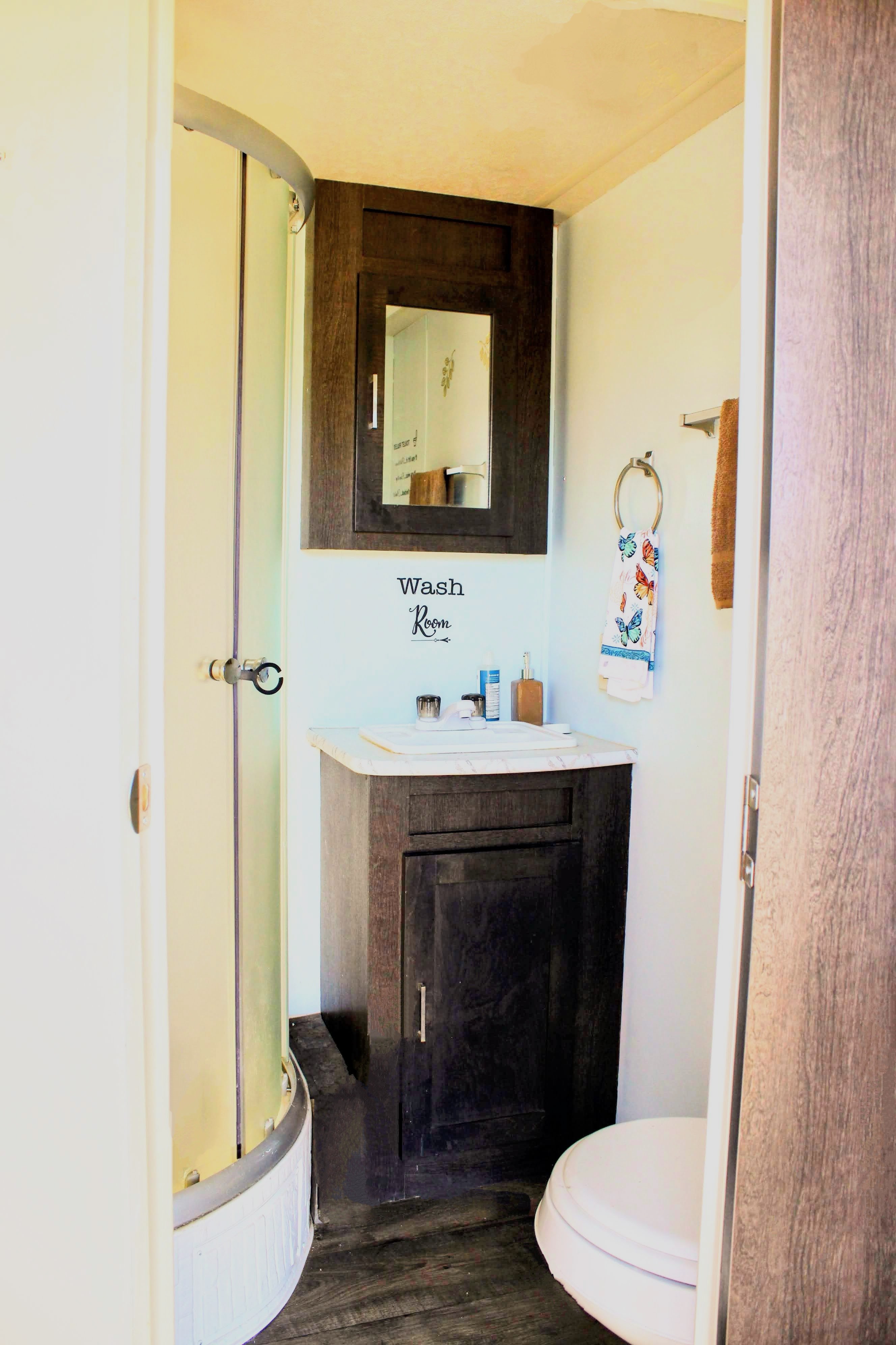 Amenities: Washroom and shower