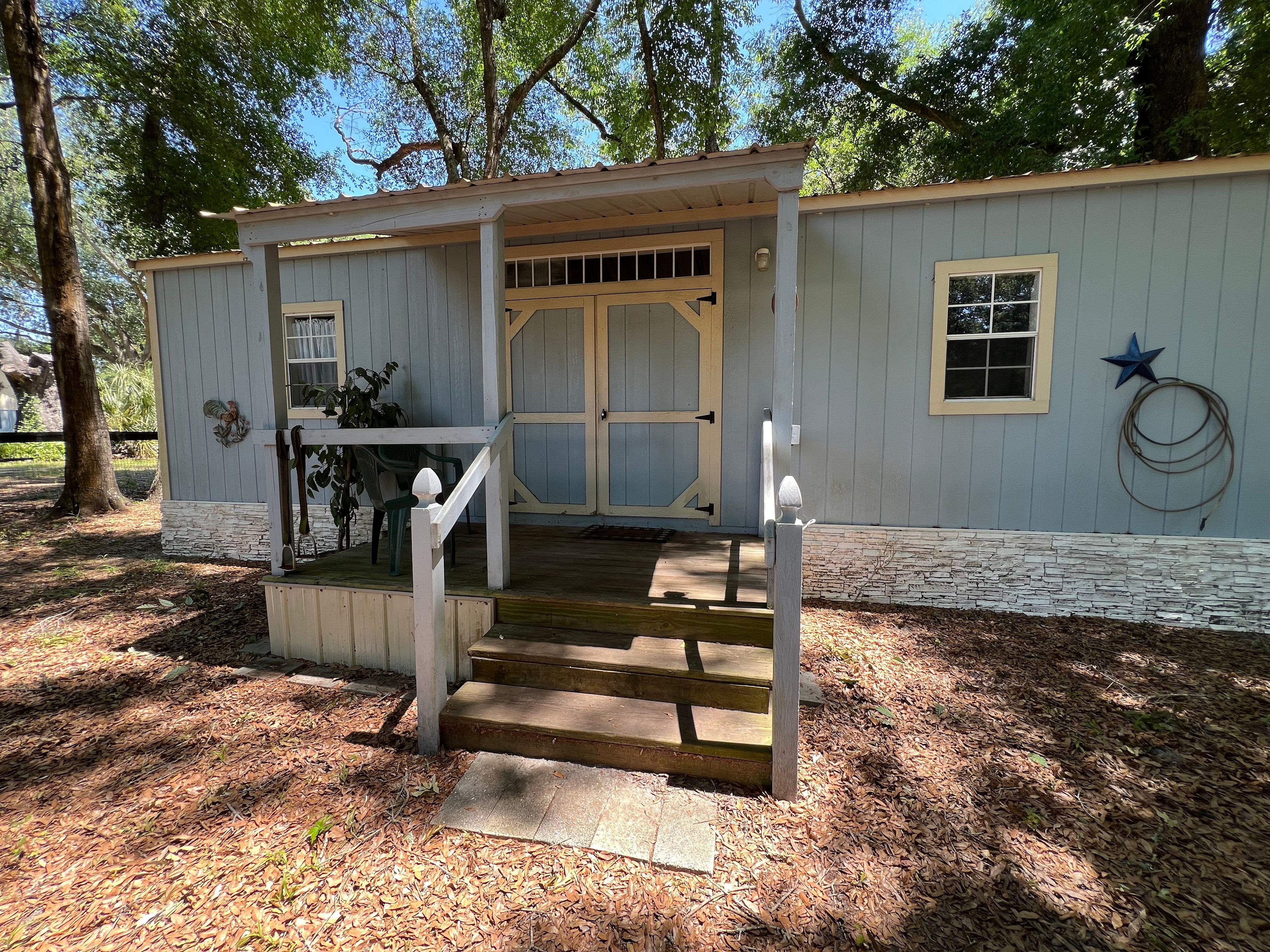 Shannon Trails bring your horses