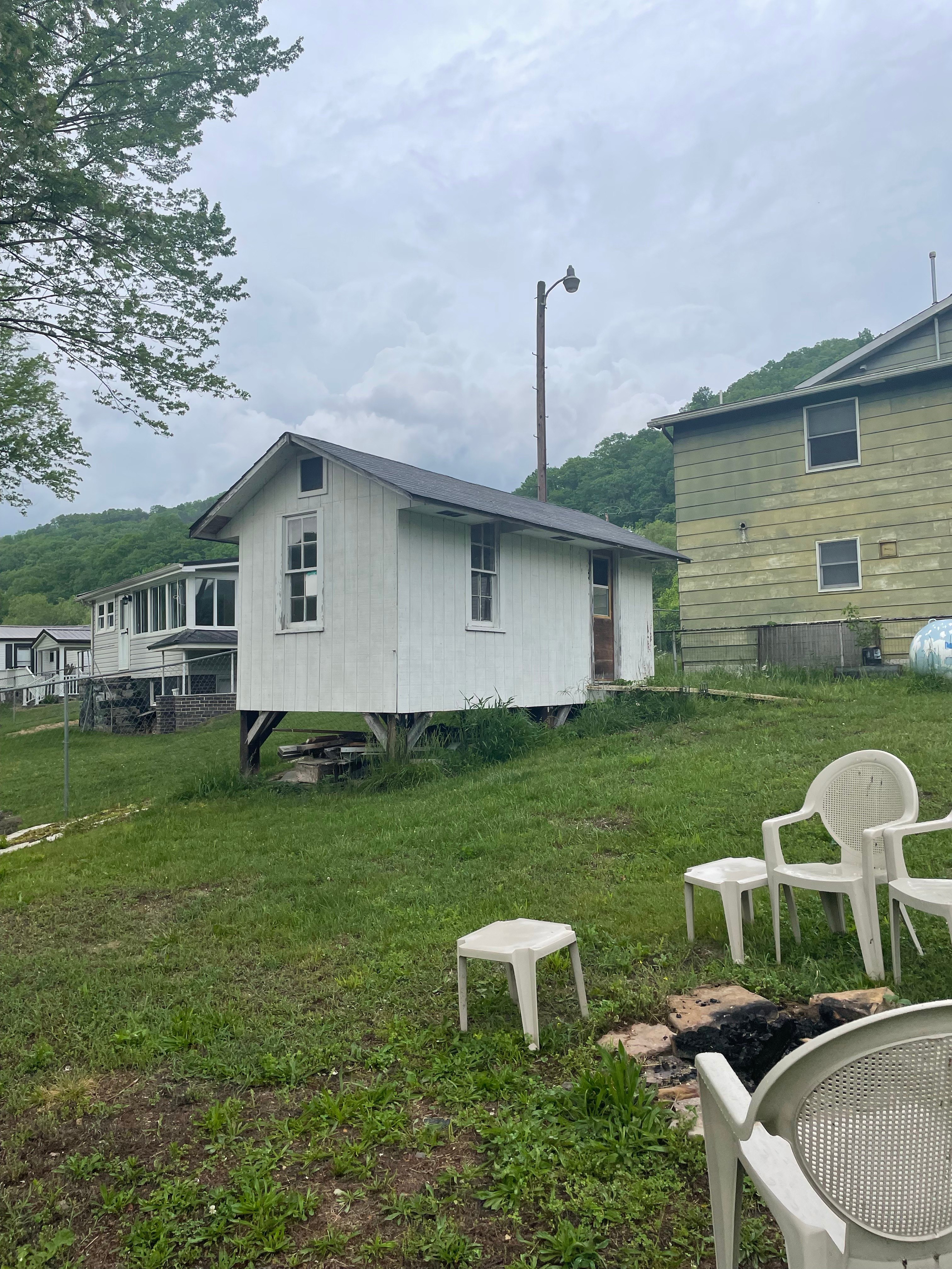 Stay by the New River