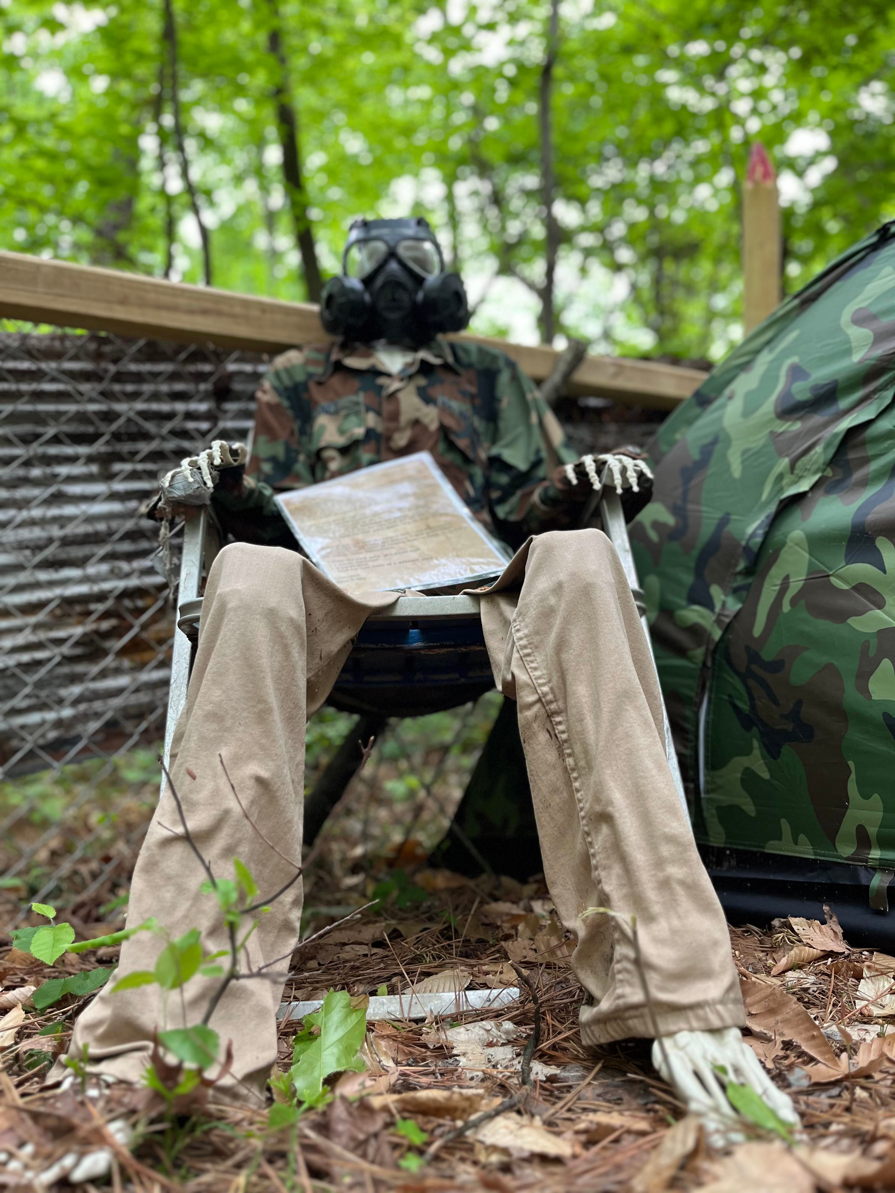 The remains of Major Eskey. Will his hidden loot be the key to your survival? Or will you suffer the same sorry fate? 