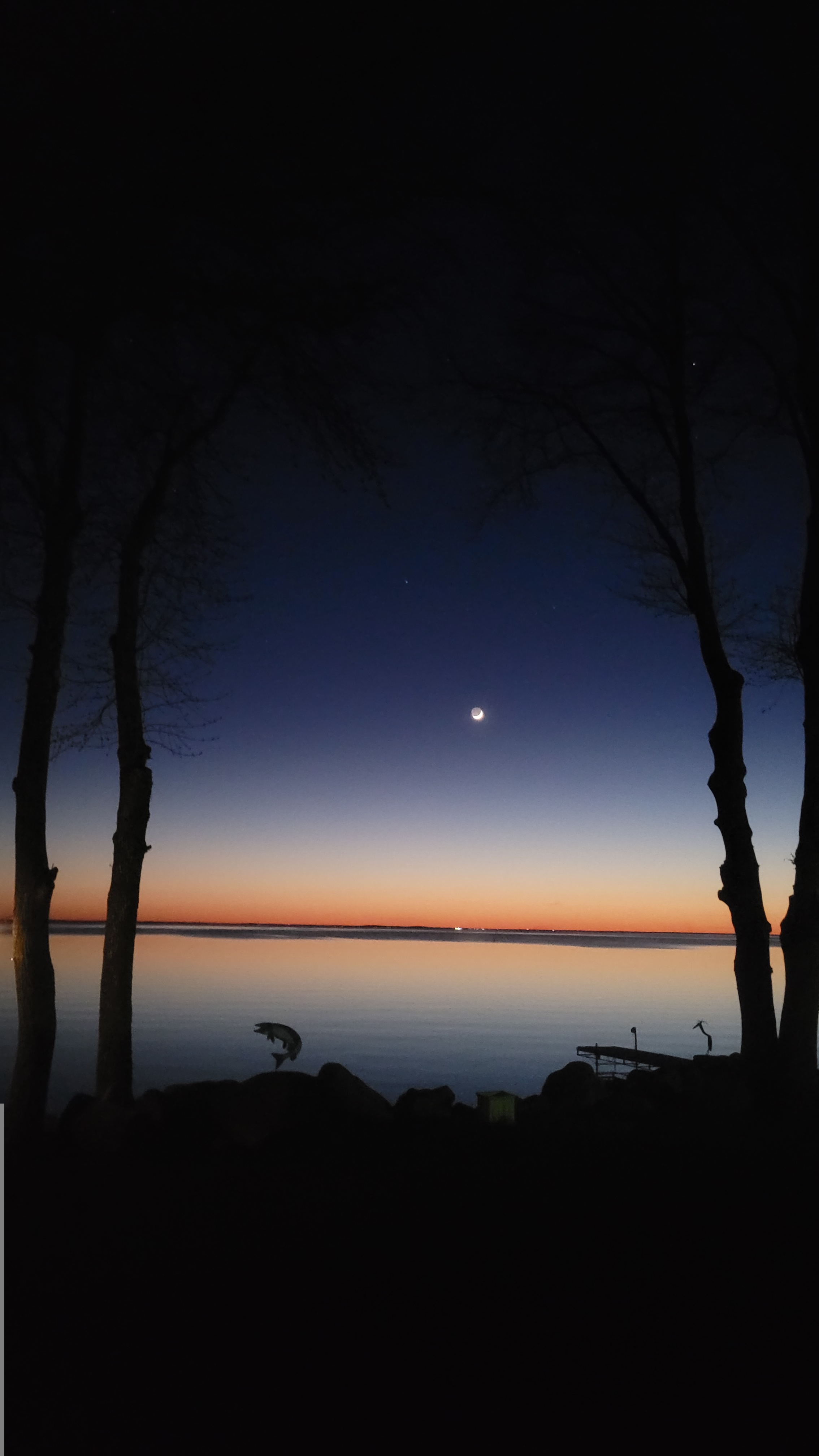 SOL VIND - Lakeside Camping Retreat