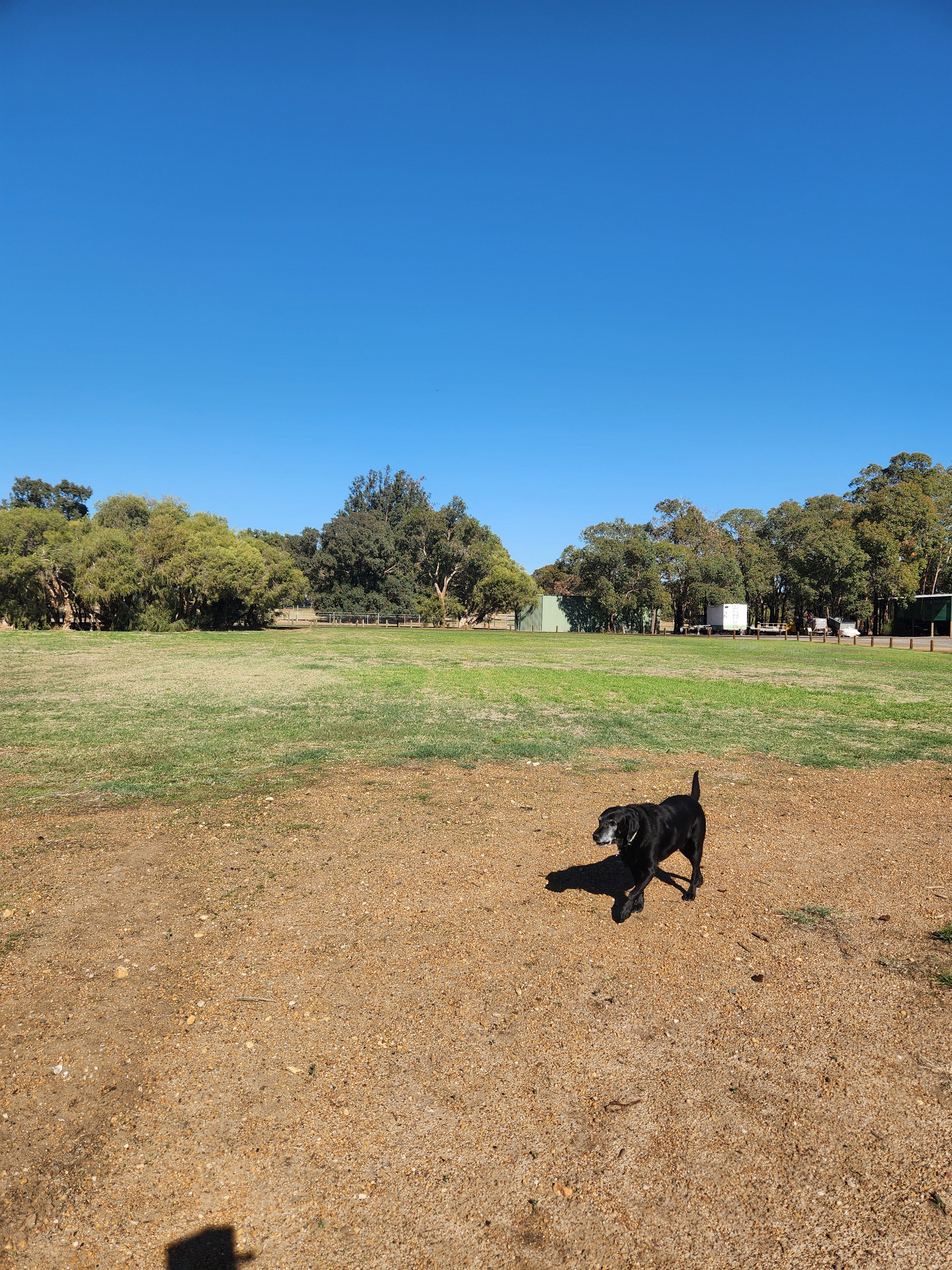 MR & MRS SLUDGE FARM STAY