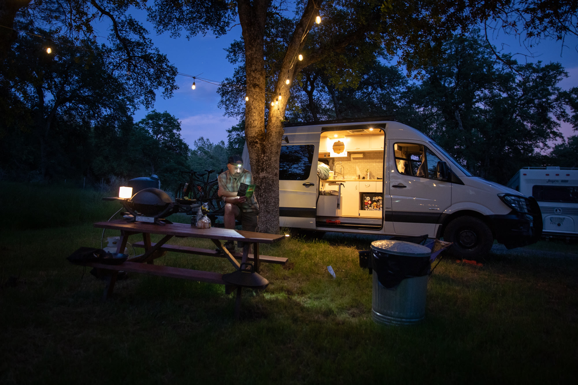 There are picnic tables and garbage bins at every site which is very convenient. 