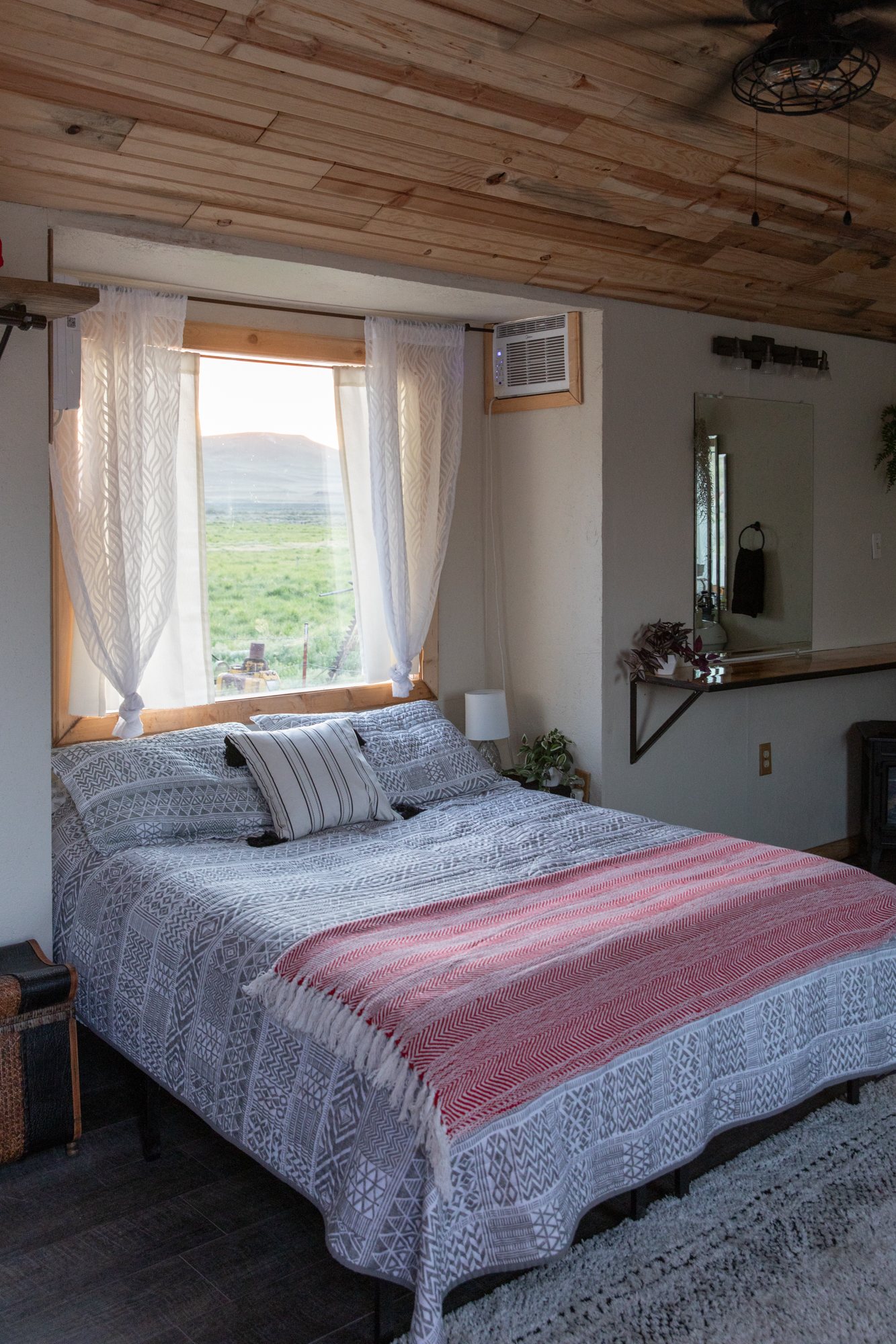 Comfy queen size bed.