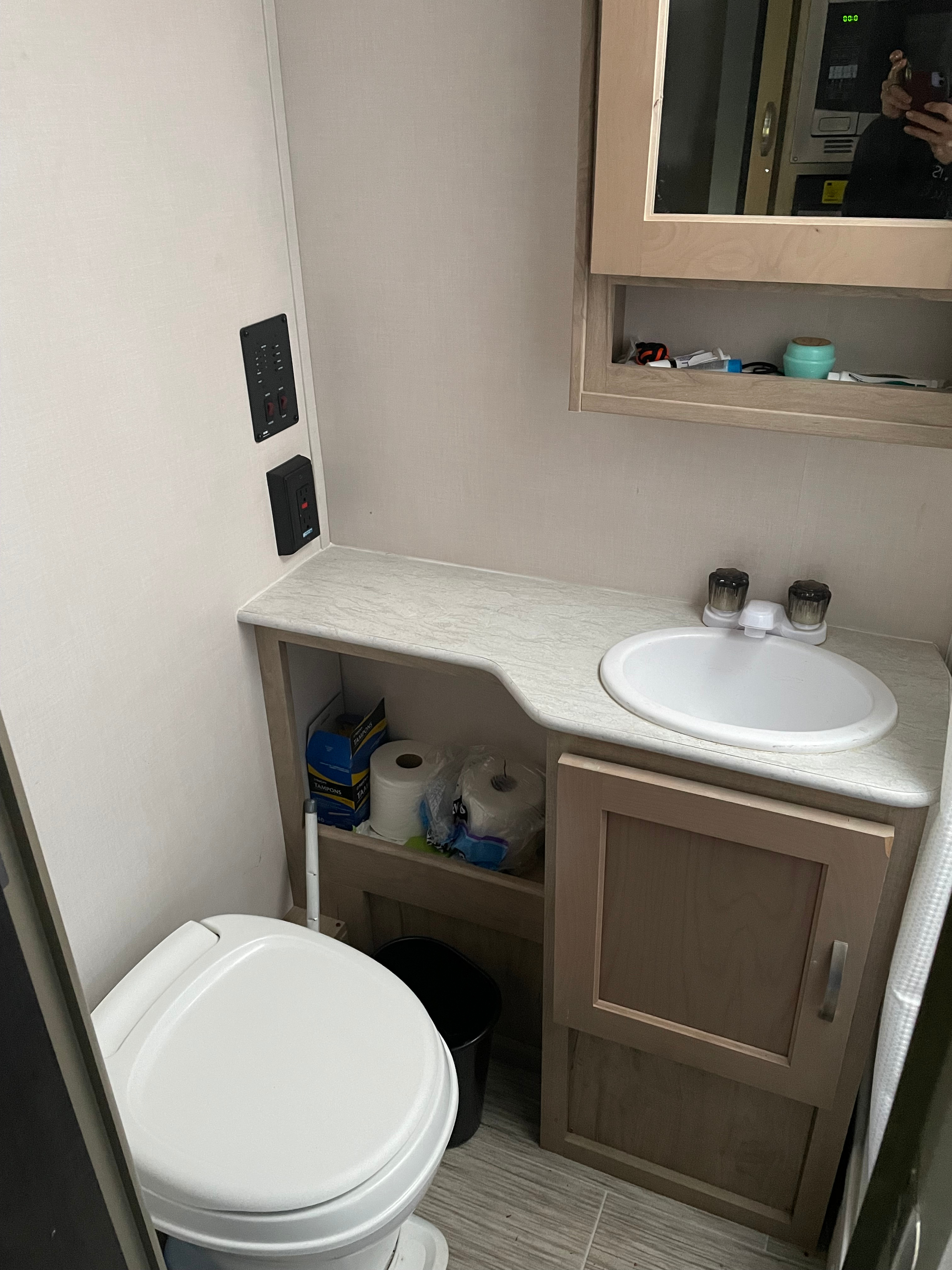 Bandon Skoolie + Rpod