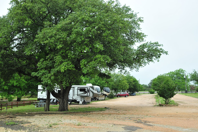 Eagle's Nest Village RV Park