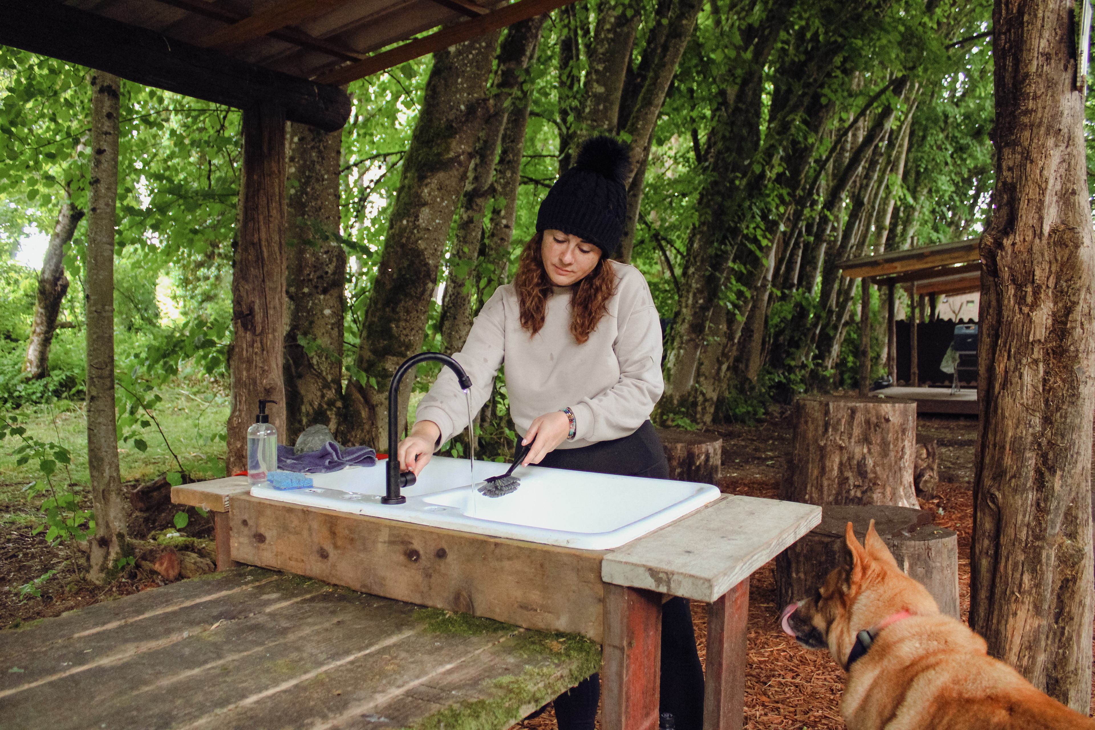Love having a sink to wash up after dinner, the water is fresh and drinkable