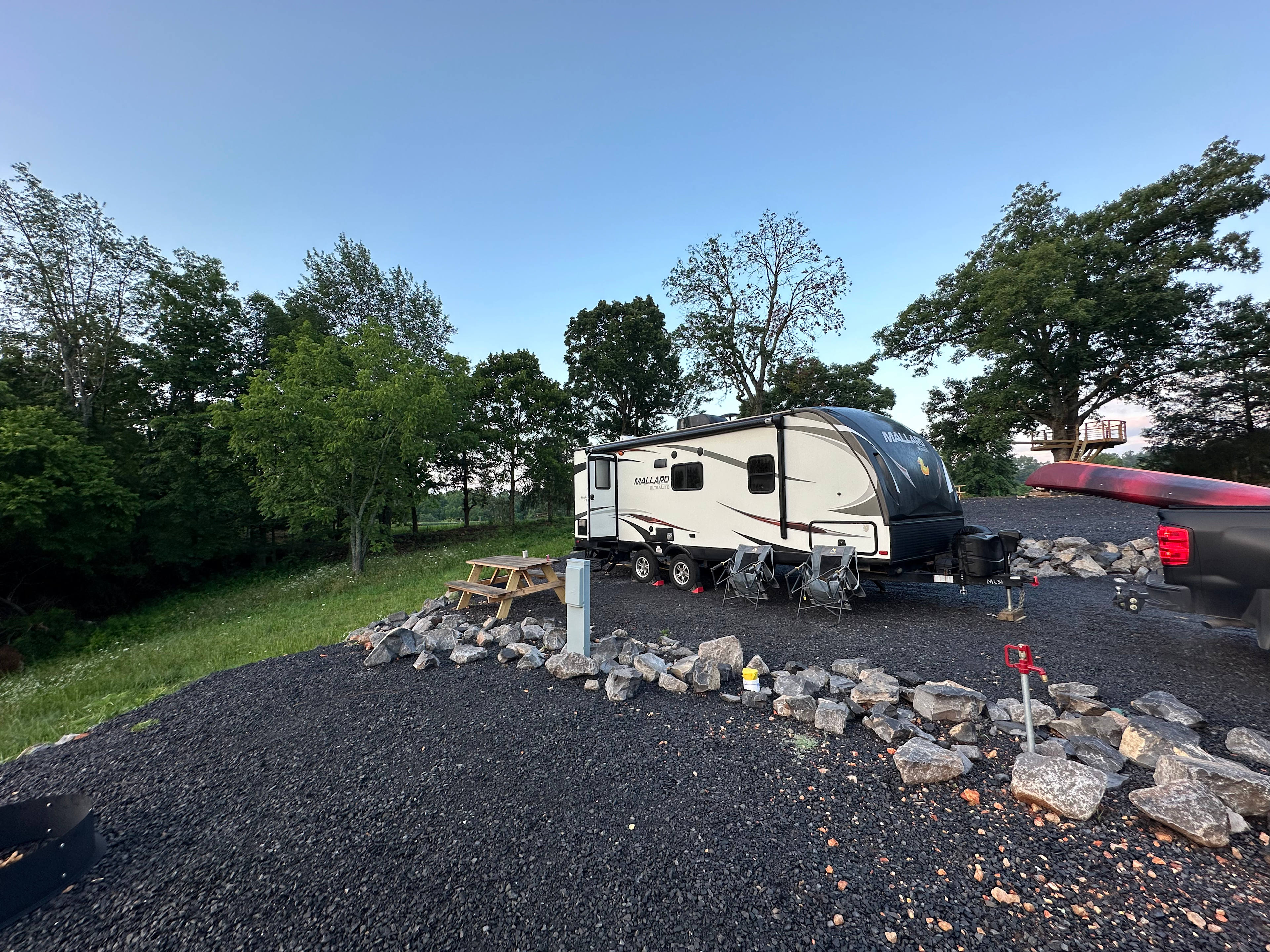 Grassy Road Cabins and RV Camping