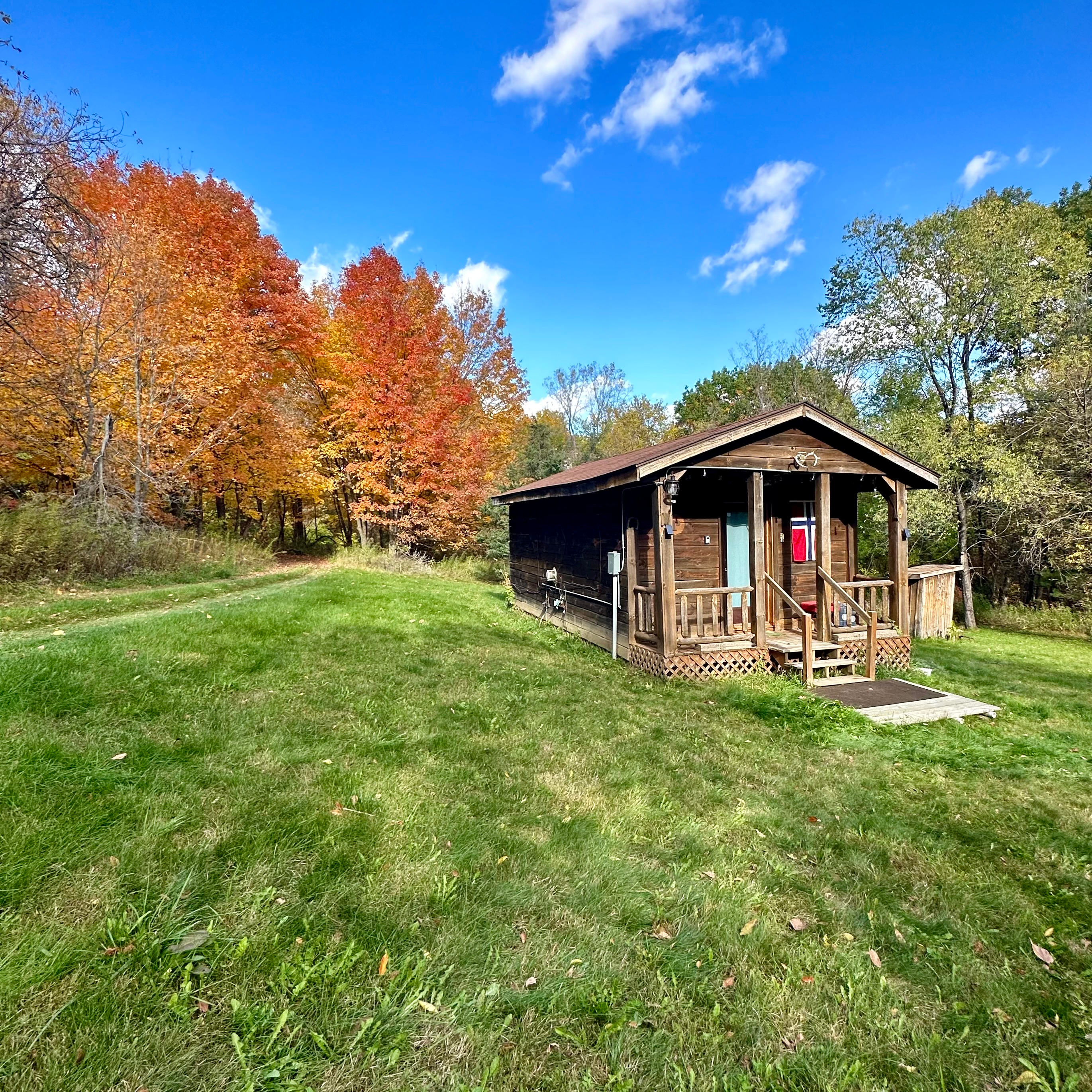 Driftless Retreat 🍃 🎶 📚