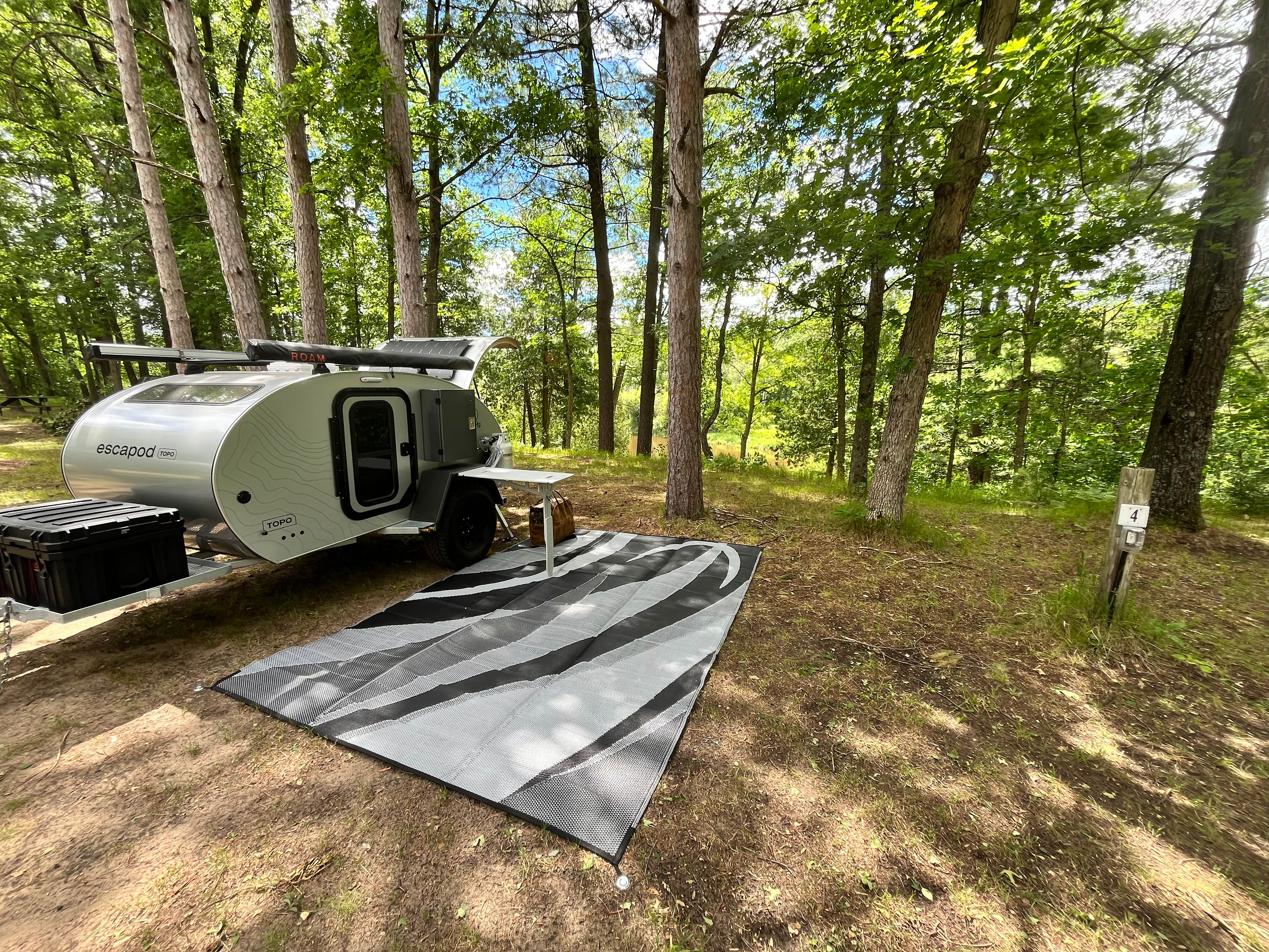 Gray's Riverside Camp
