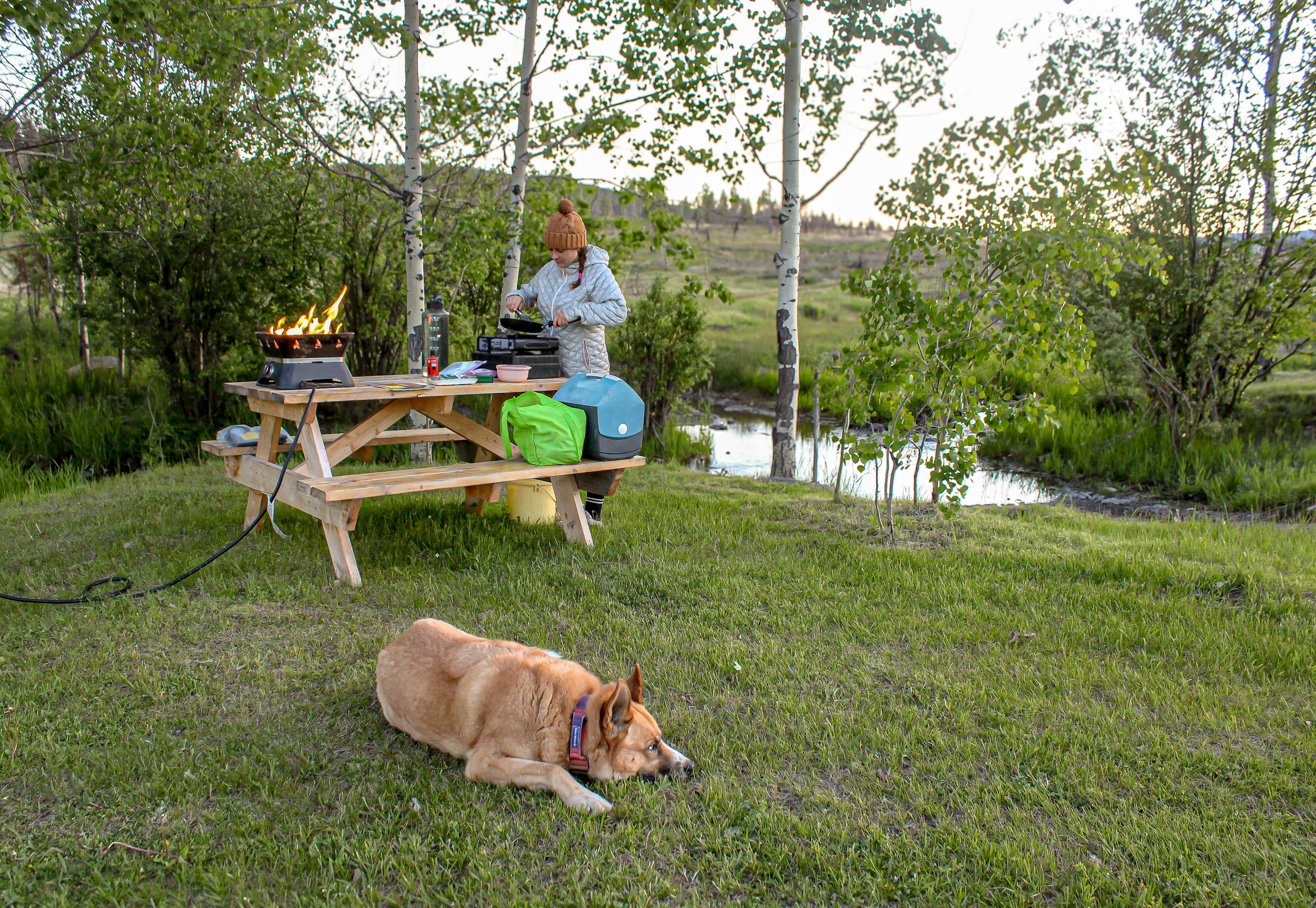 Cookin up dinner - the placement of the table is perfect and a beautiful spot to dine and look out on the sunset