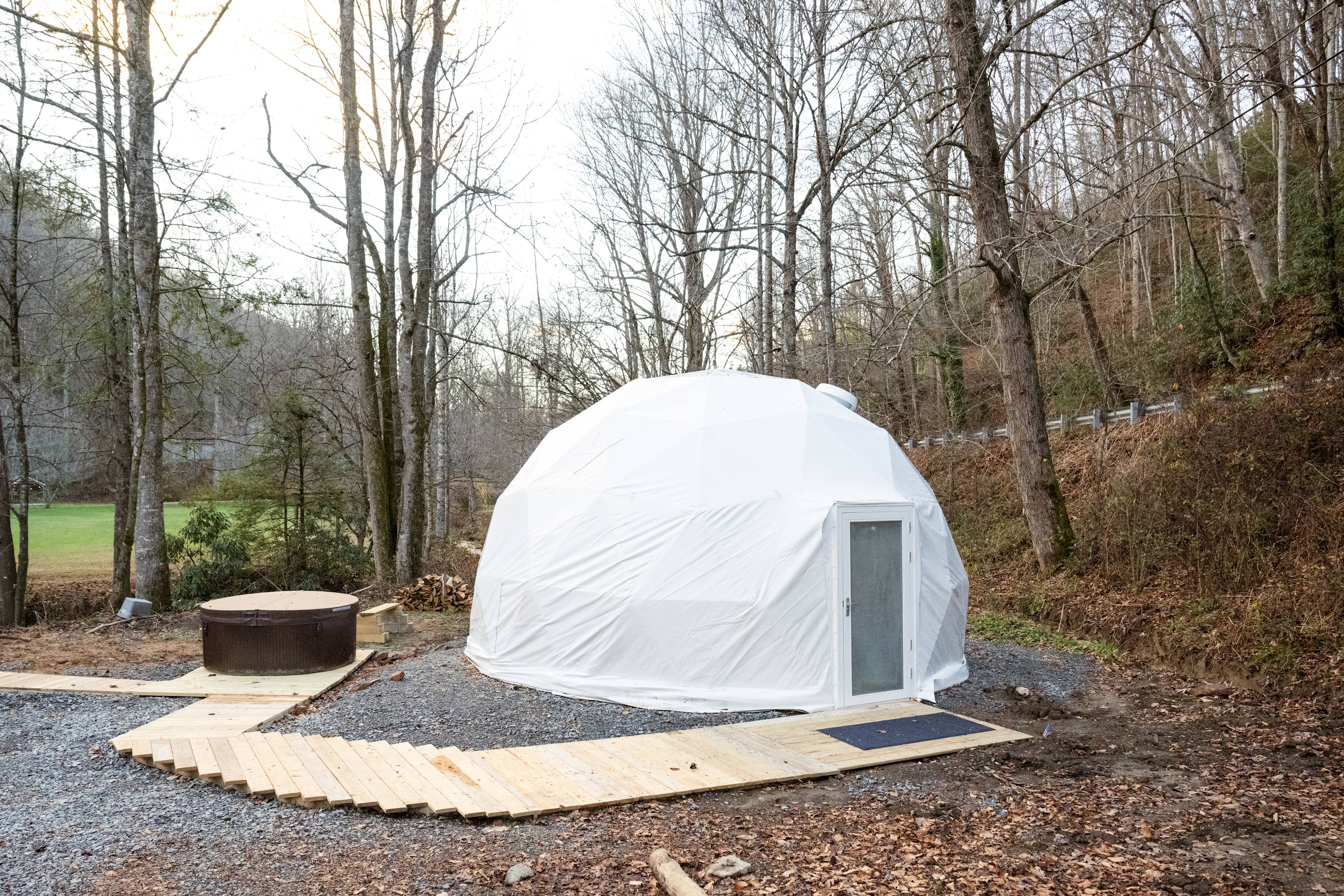 Creekside Domes Hot Tub Or Sauna