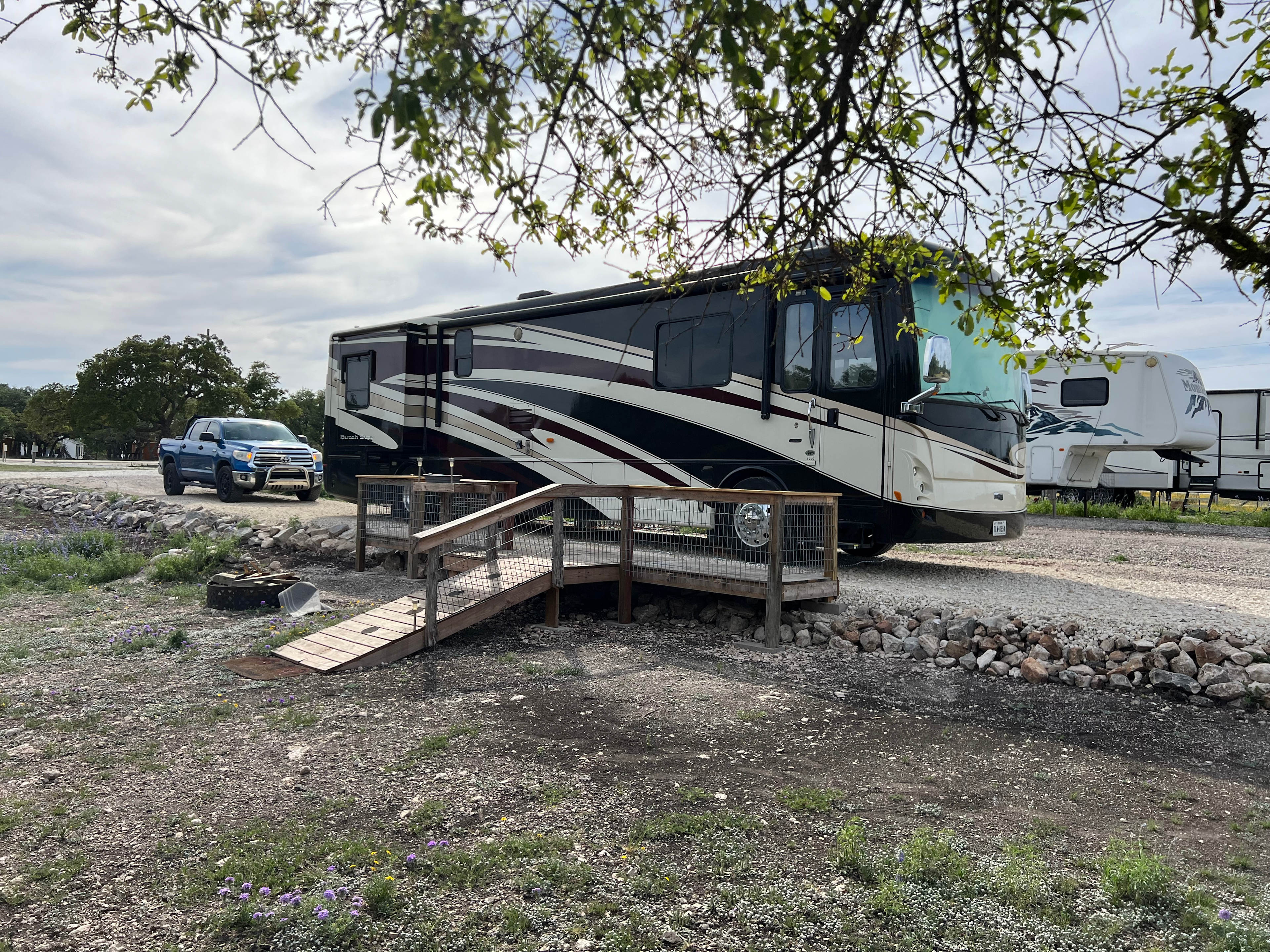 Cowboys and Angels RV Park & Cabins