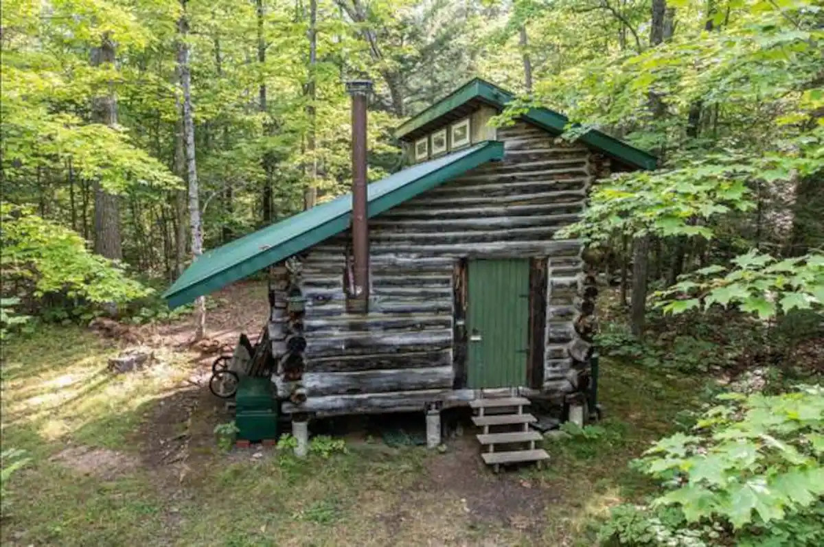 Dale Cabin. Not part of the camper lot option, but we do have 2 lovely wood cabins made from our own logs by hand available for rent as well. Feel free to inquire for pricing and availability. Dale also has a newly added deck.