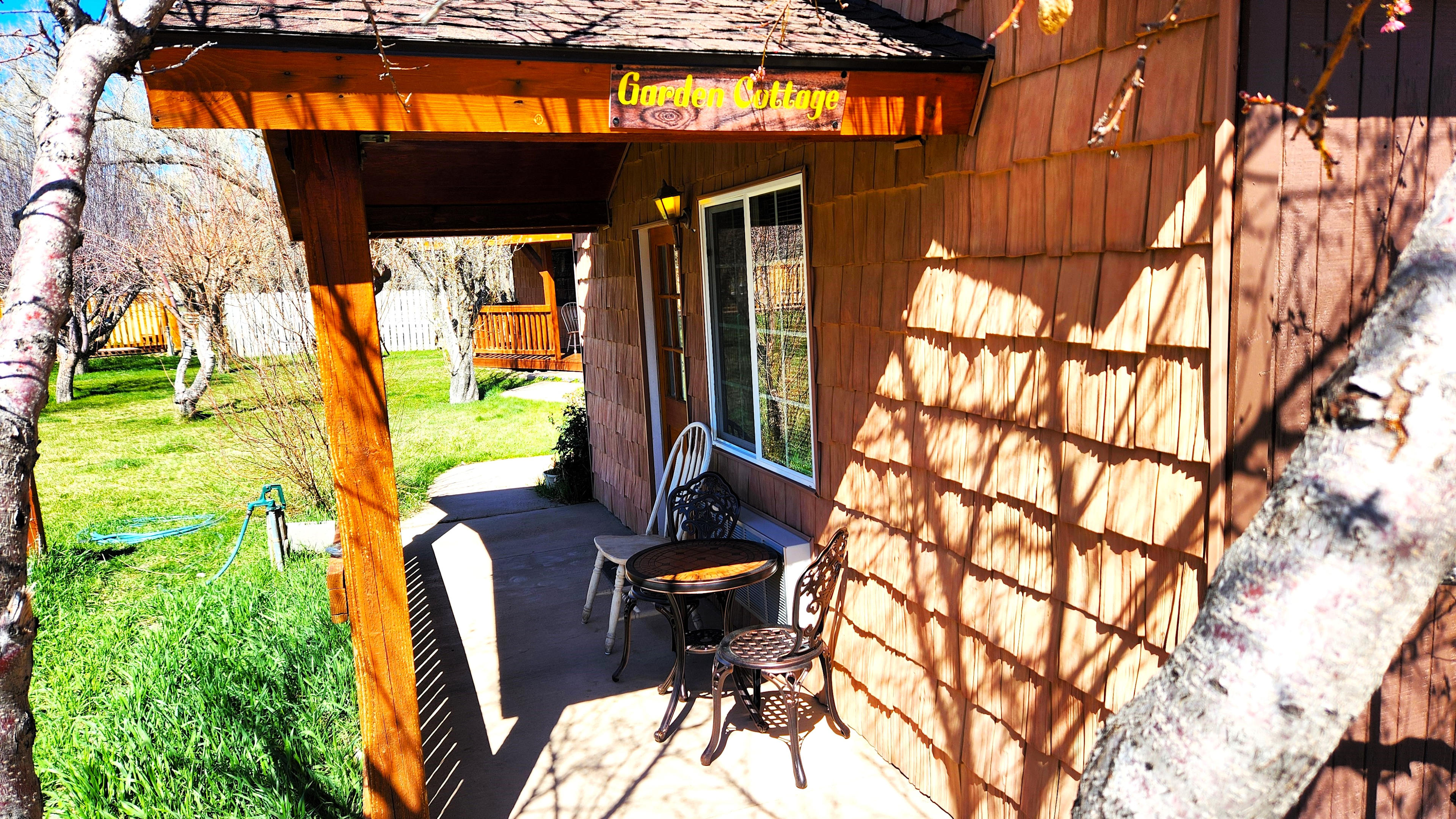 Farm Cabins Zion & Bryce!! Pool...