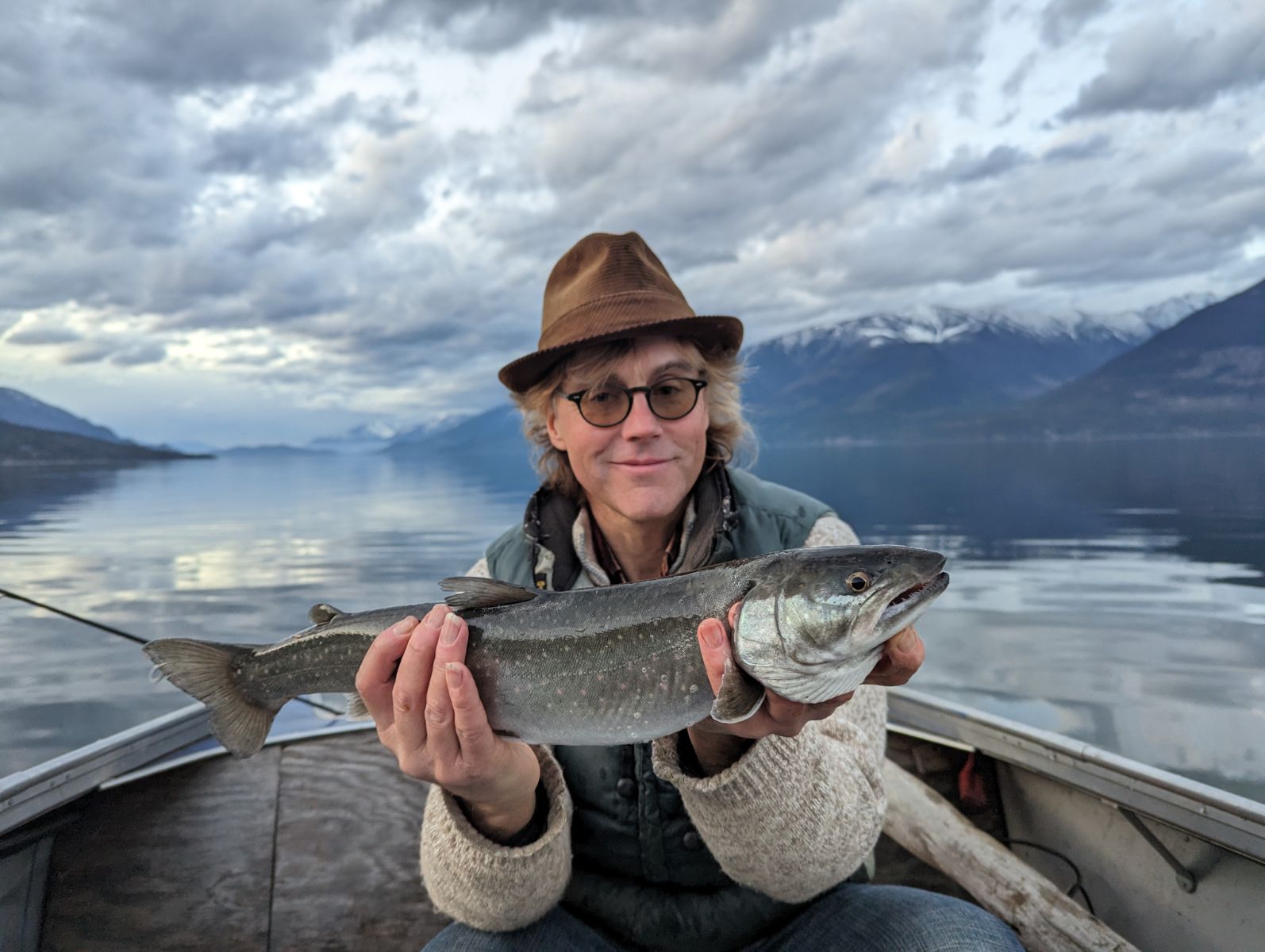 Sweet Beach House-edge of water